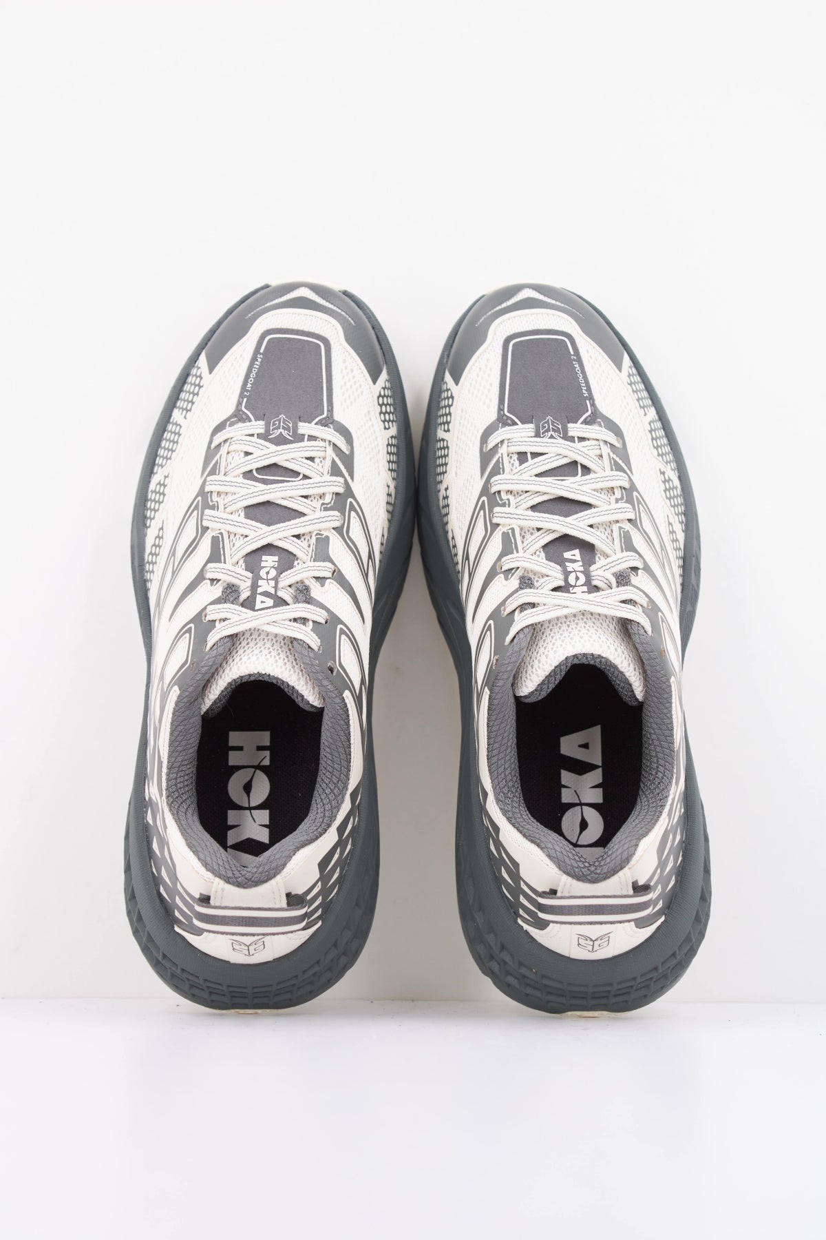 HOKA 1162710HO en color BLANCO (3)
