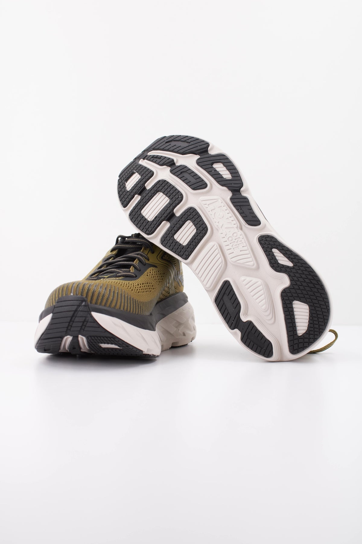 HOKA BONDI 7 en color VERDE (5)