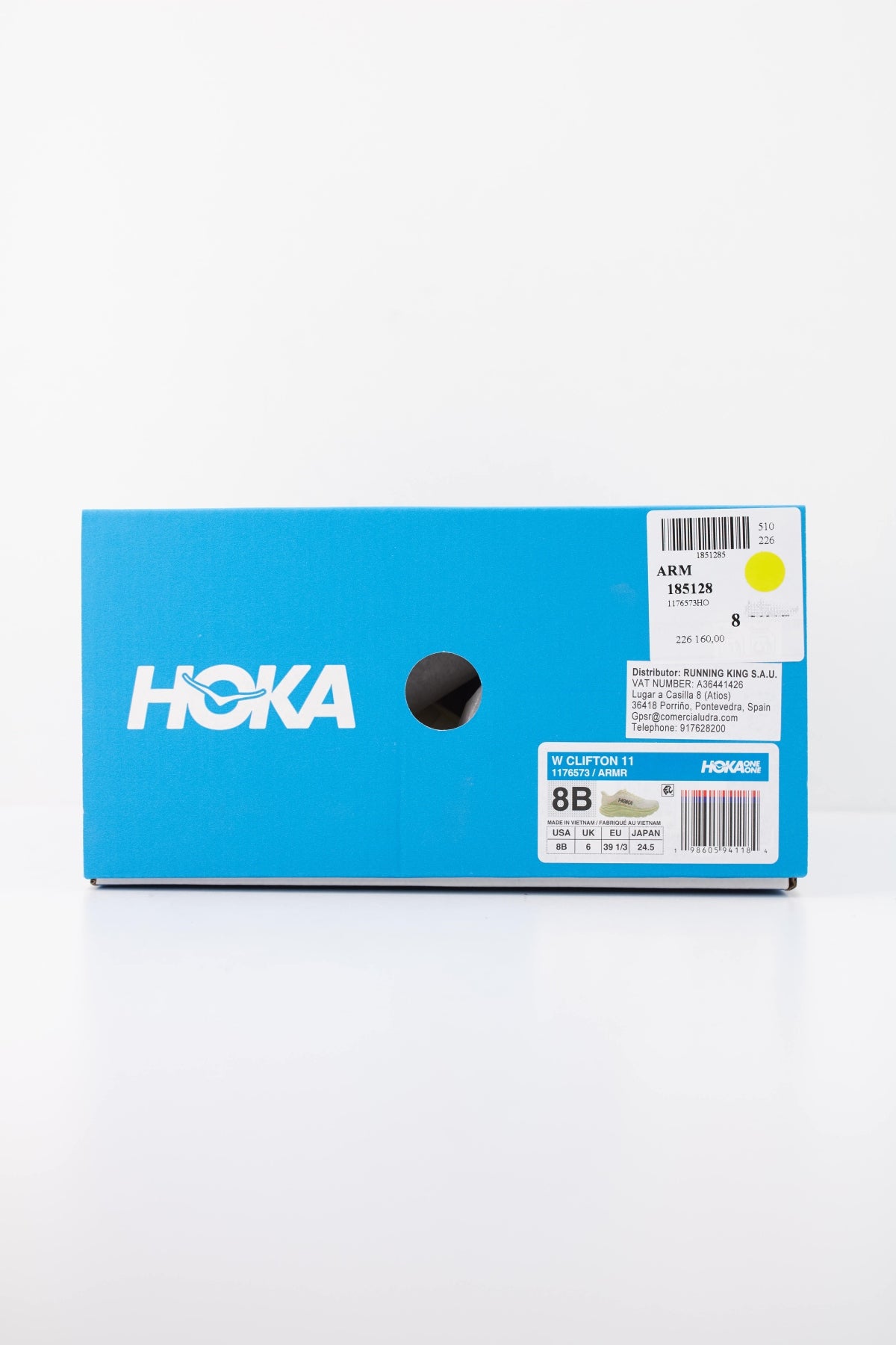 HOKA 1176573HO ZAPATILLA W CLIFTON 11 en color BEIS (6)