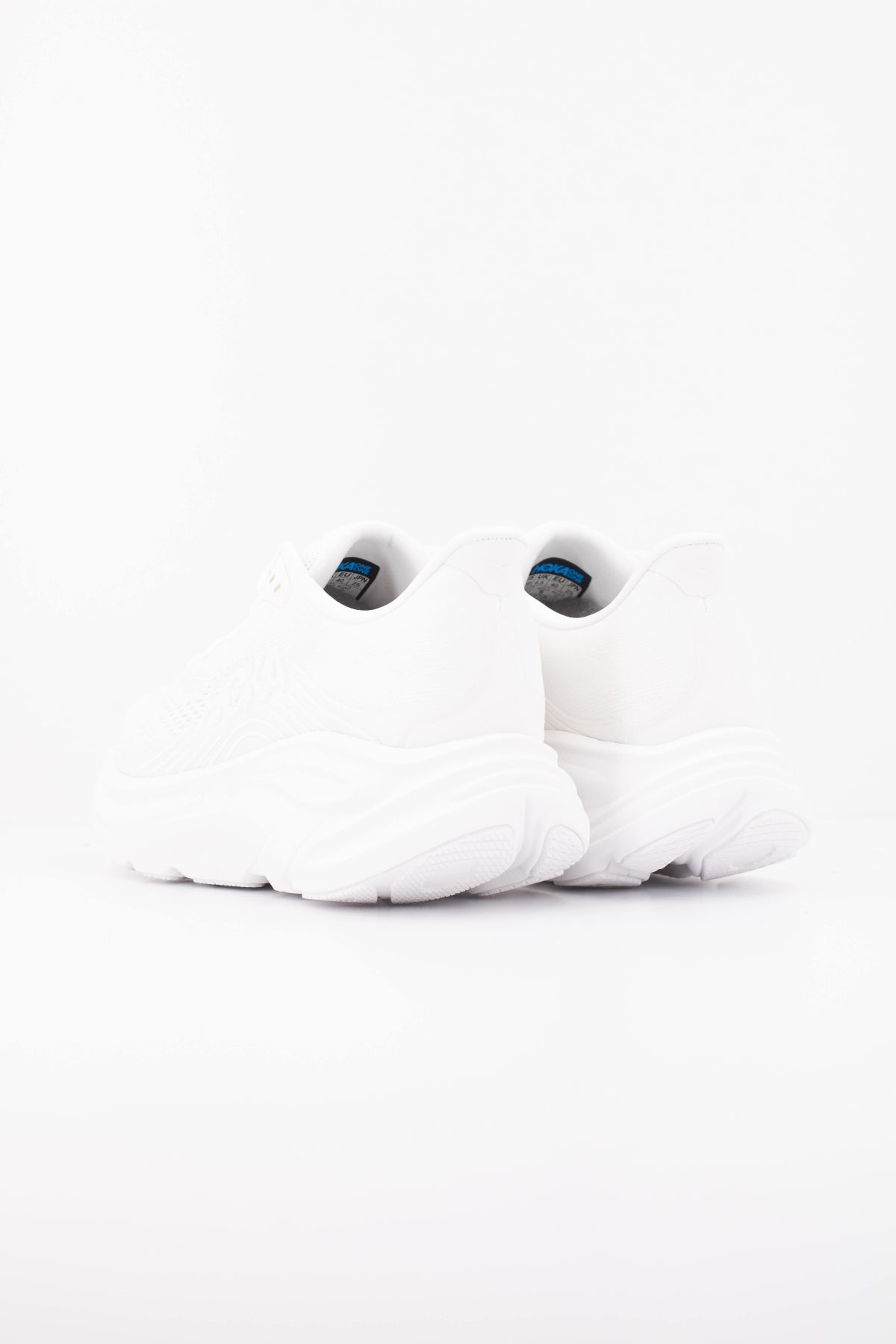 HOKA 185128 en color BLANCO (4)