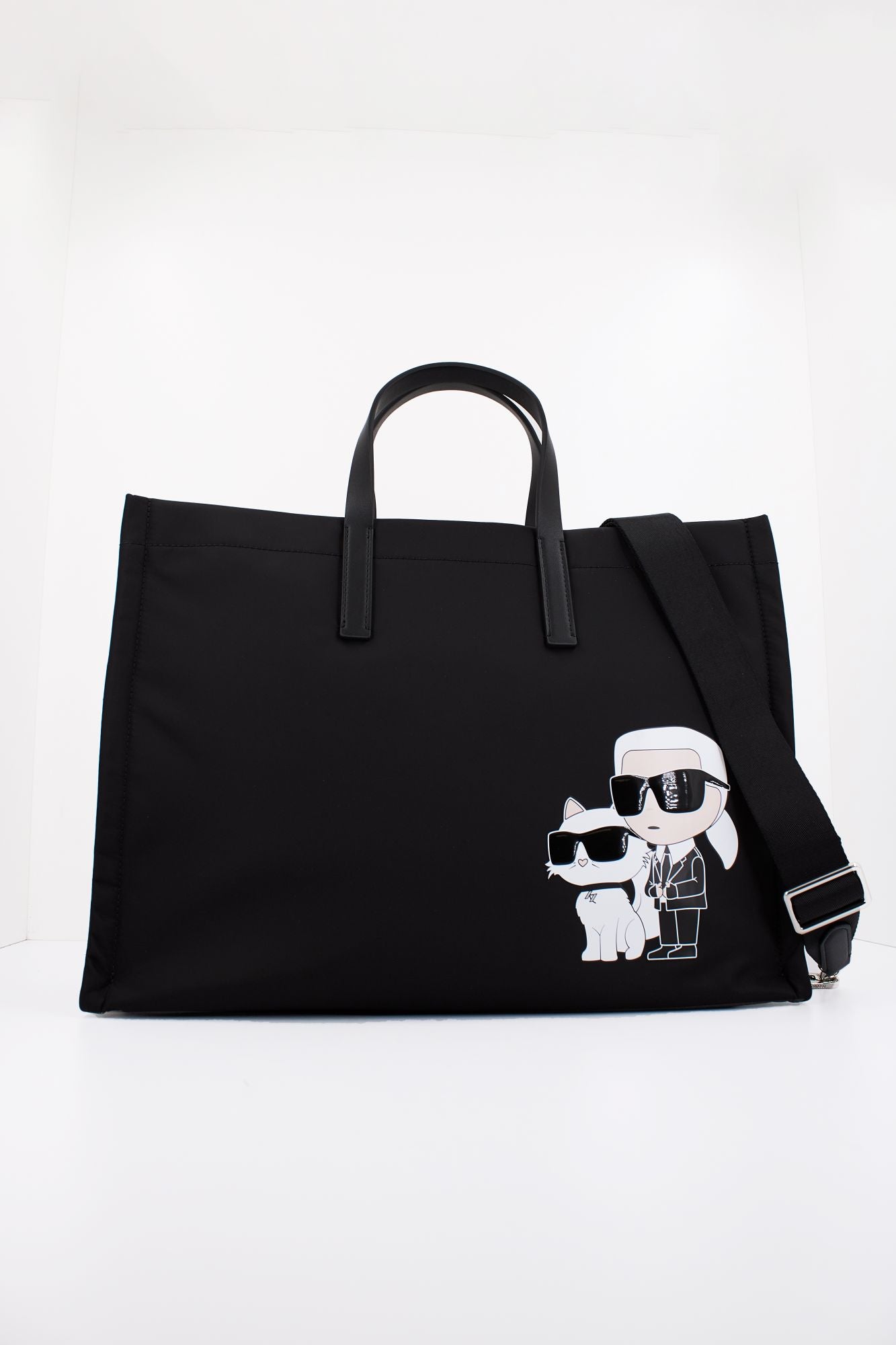 KARL LAGERFELD K/IKONIK 2.0 NYLON LG CB T en color NEGRO (1)