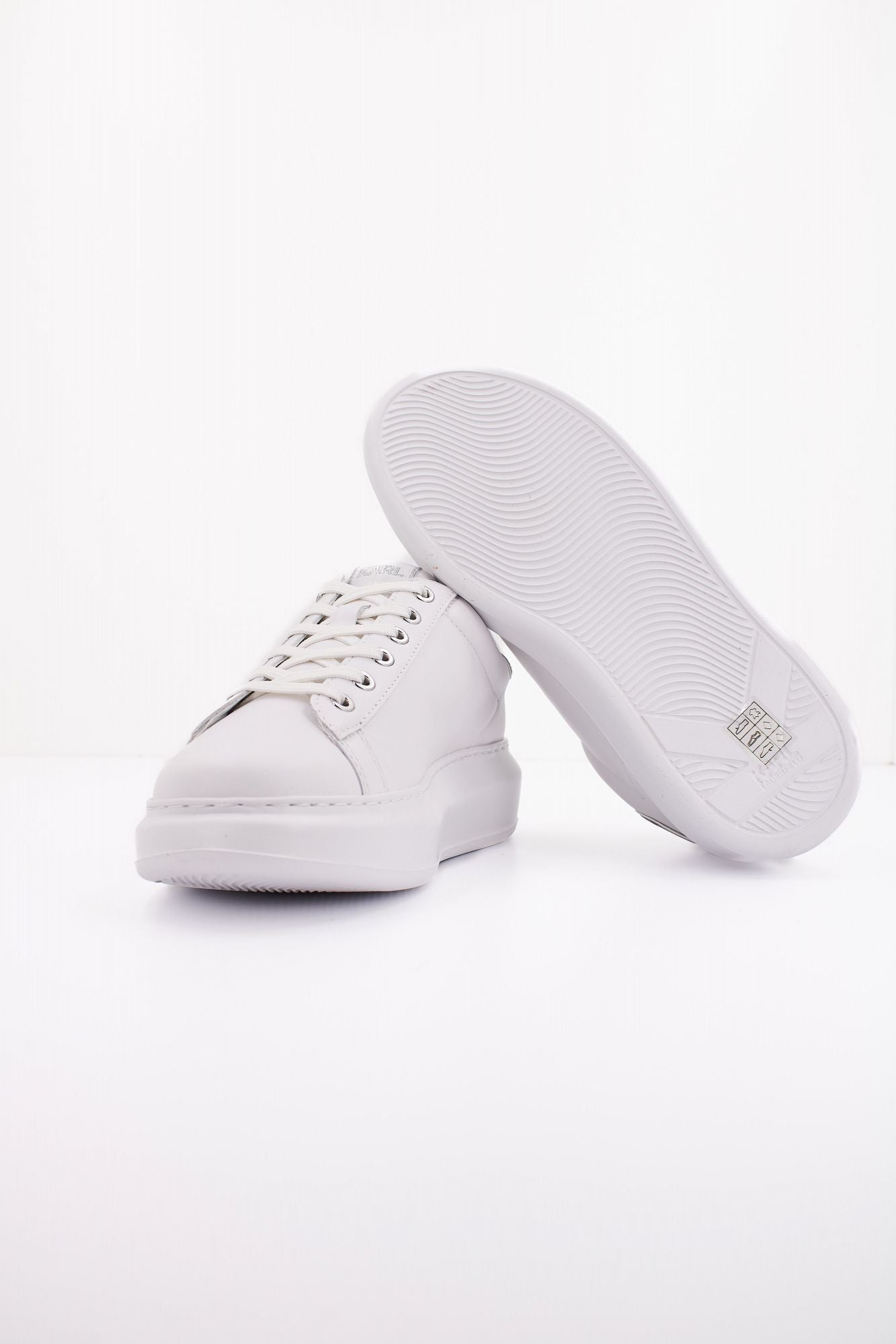KARL LAGERFELD KAPRI KARL NFT LO LACE en color BLANCO (5)