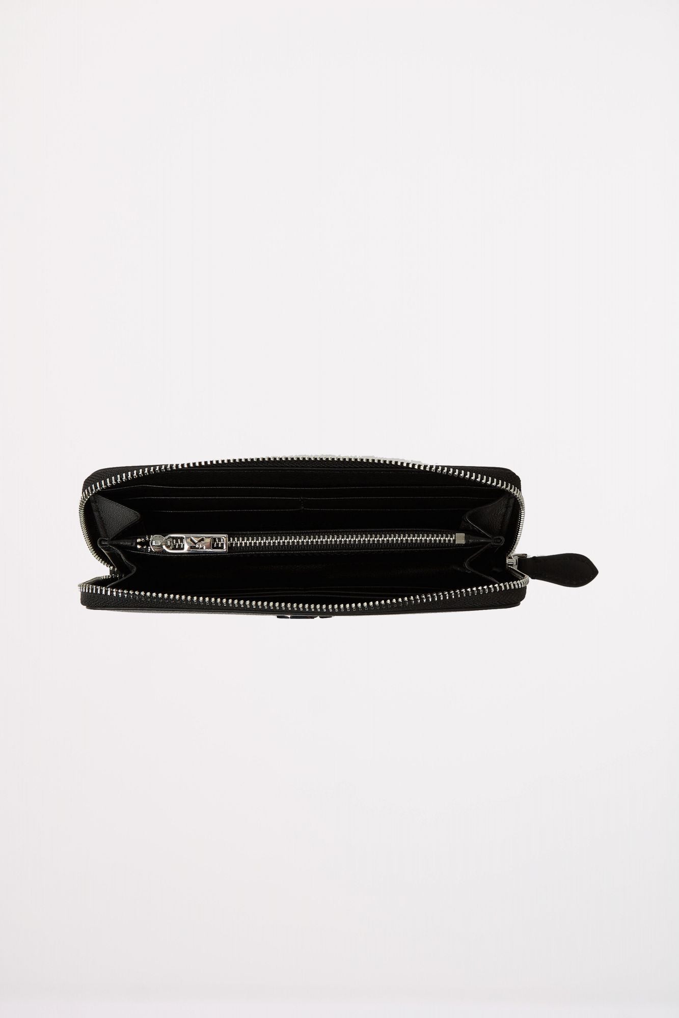KARL LAGERFELD IKON PEBBLE CONTINENTAL WALLET en color NEGRO (3)