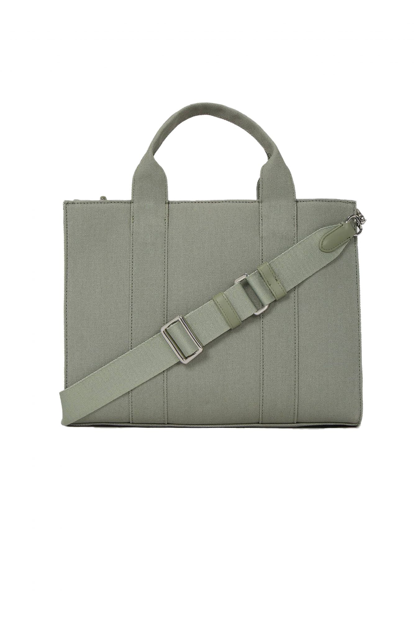 KARL LAGERFELD RSG SQUARE MEDIUM TOTE en color VERDE (2)