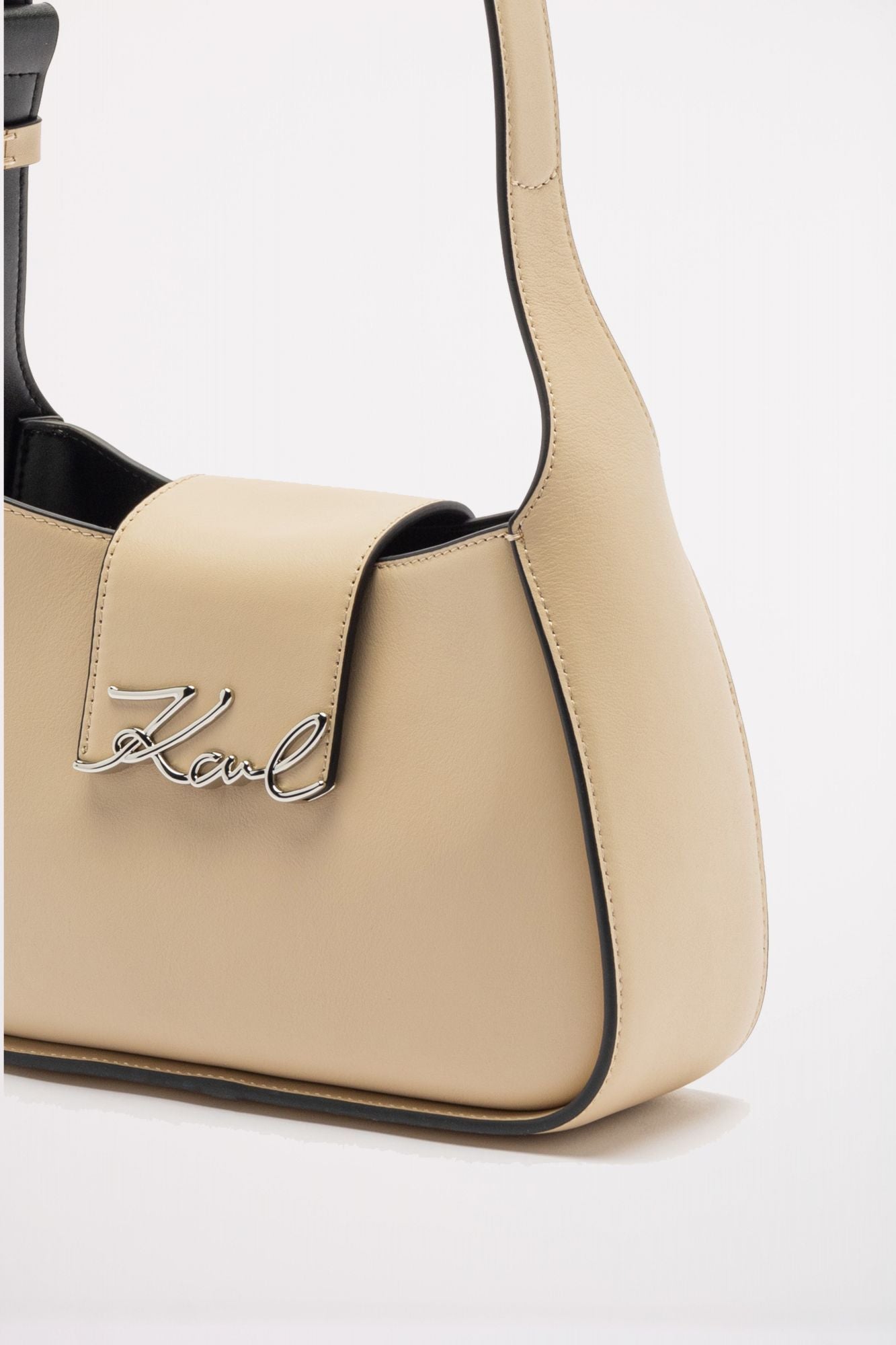 KARL LAGERFELD SIGNATURE SM SHOULDER BAG en color BEIS (3)