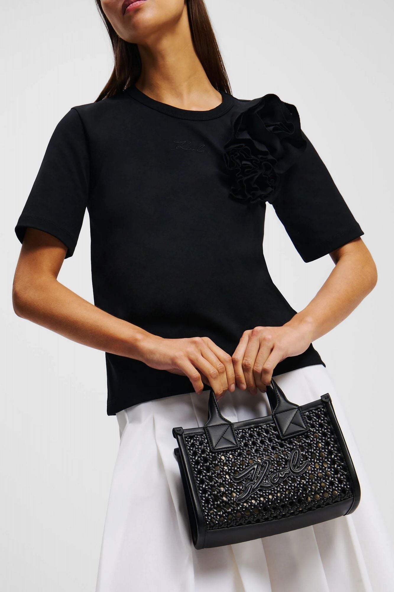 KARL LAGERFELD SKUARE SM TOTE WOVEN en color NEGRO (4)