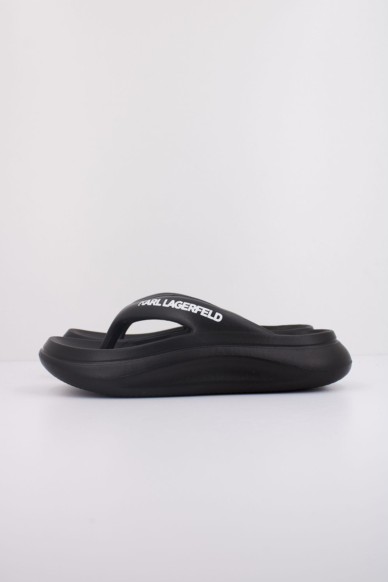 KARL LAGERFELD SKOONA II HOTEL KARL THONG en color NEGRO (1)