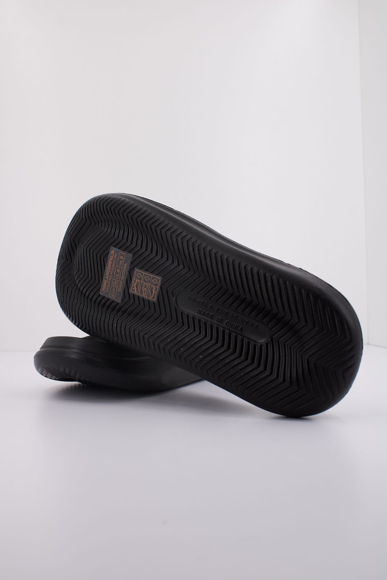 KARL LAGERFELD SKOONA II HOTEL KARL THONG en color NEGRO (5)