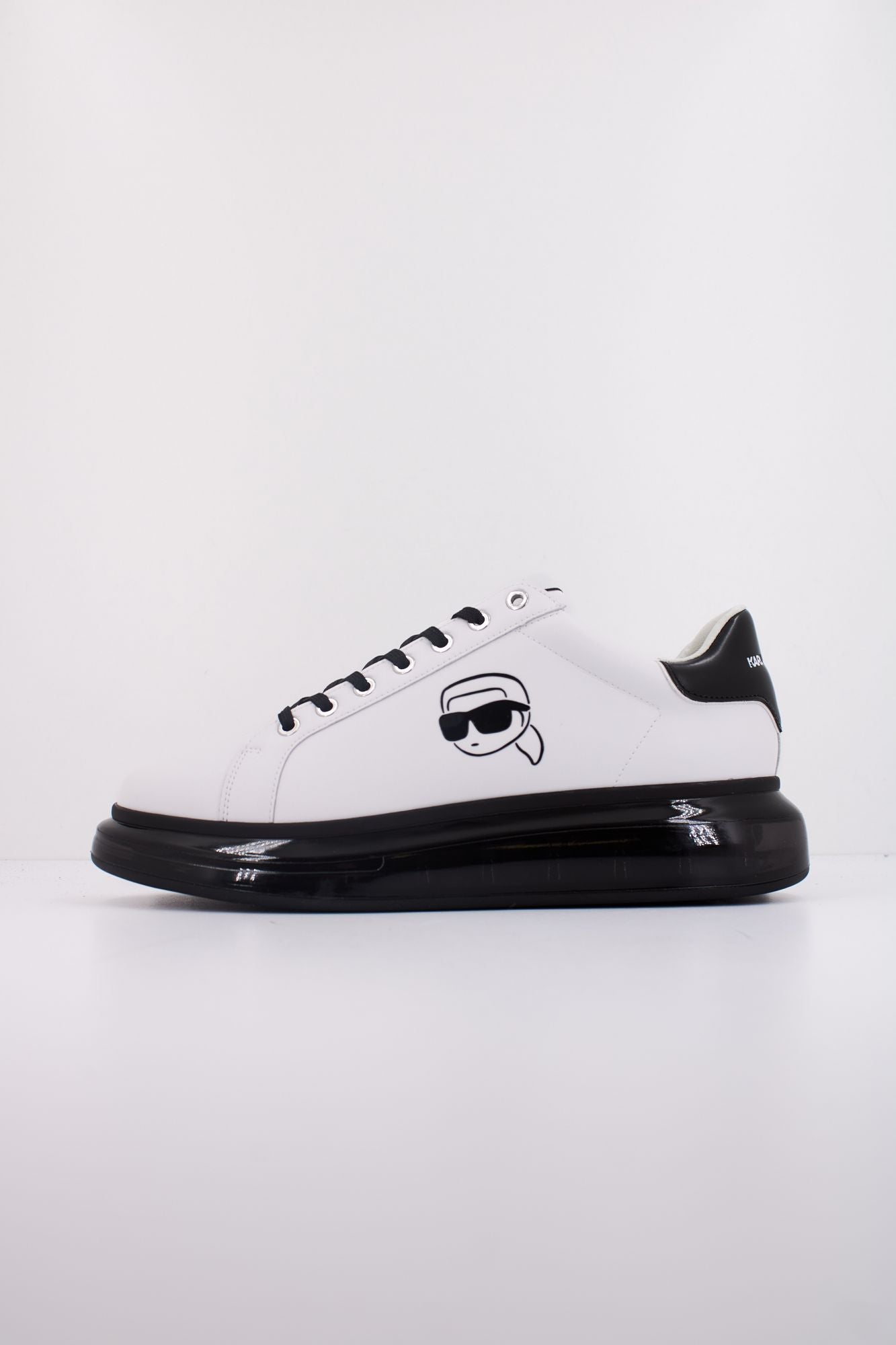 KARL LAGERFELD KAPRI KUSHION OUTLINE en color BLANCO (1)