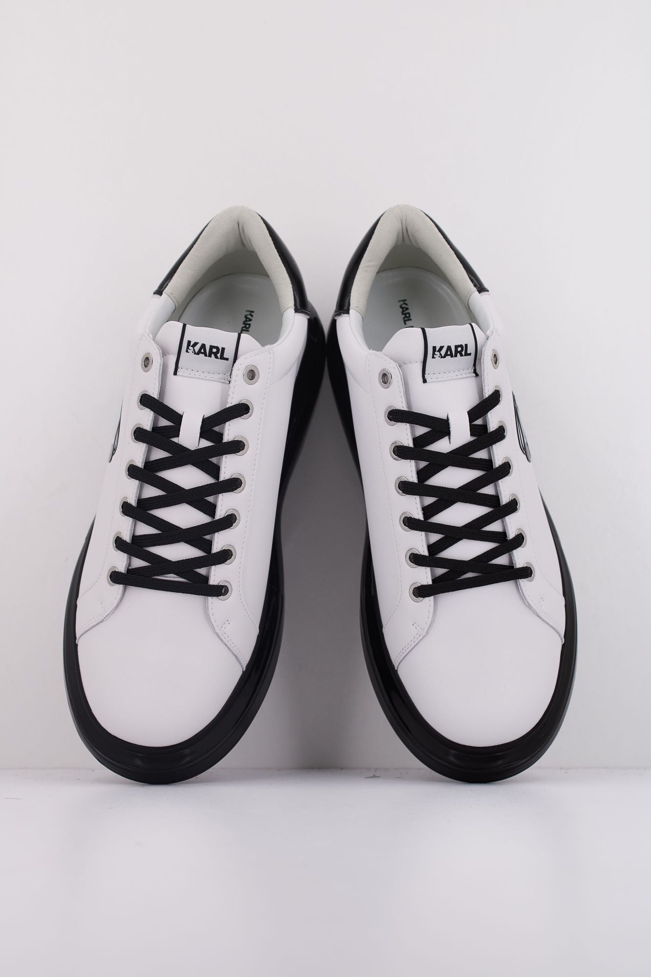 KARL LAGERFELD KAPRI KUSHION OUTLINE en color BLANCO (3)