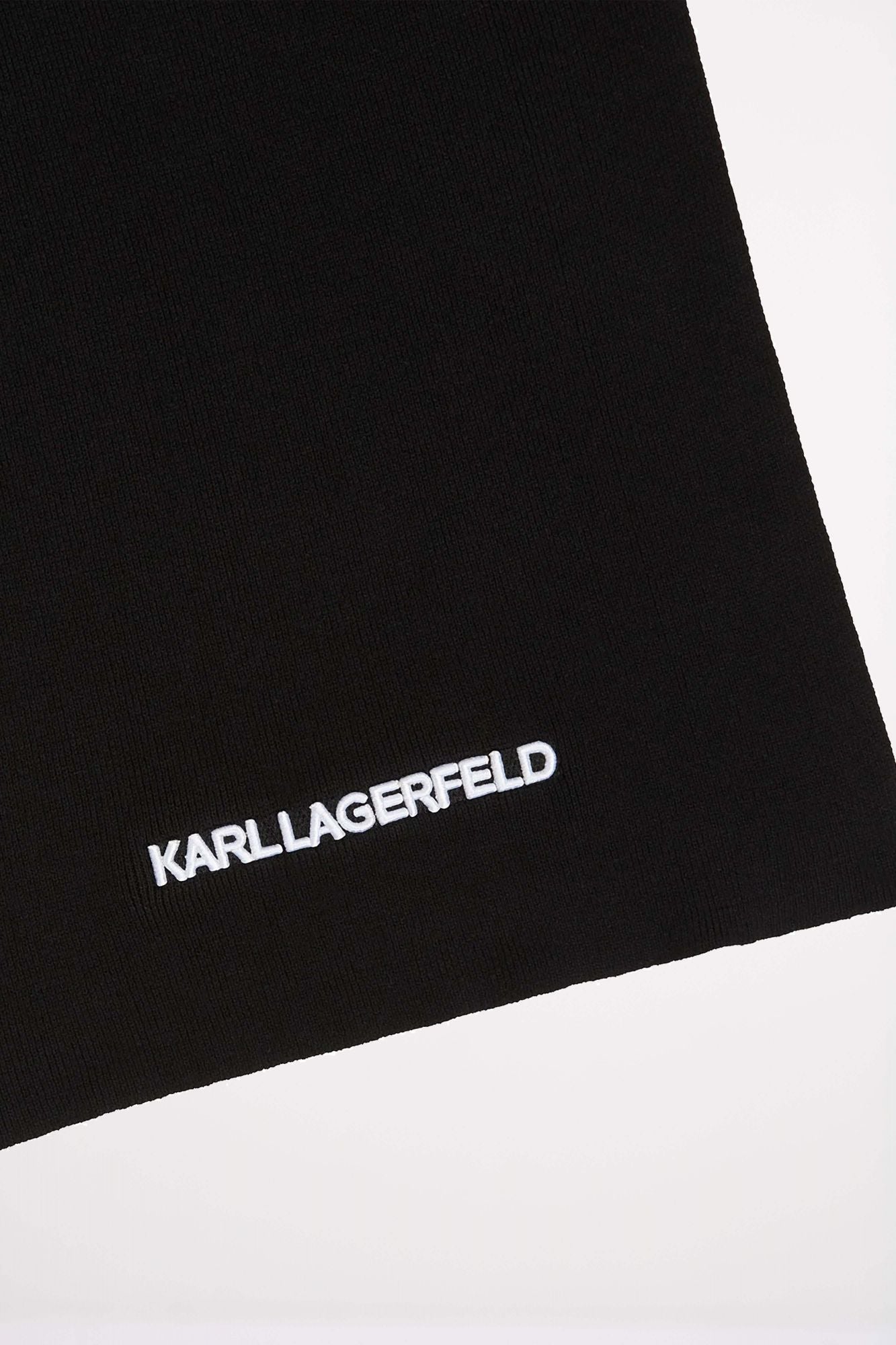 KARL LAGERFELD K ESSENTIAL SCARF en color NEGRO (3)