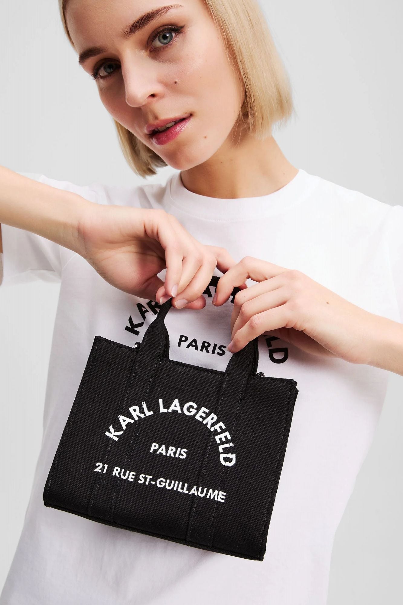 KARL LAGERFELD K RSG SQUARE MINI E W TOTE en color NEGRO (4)