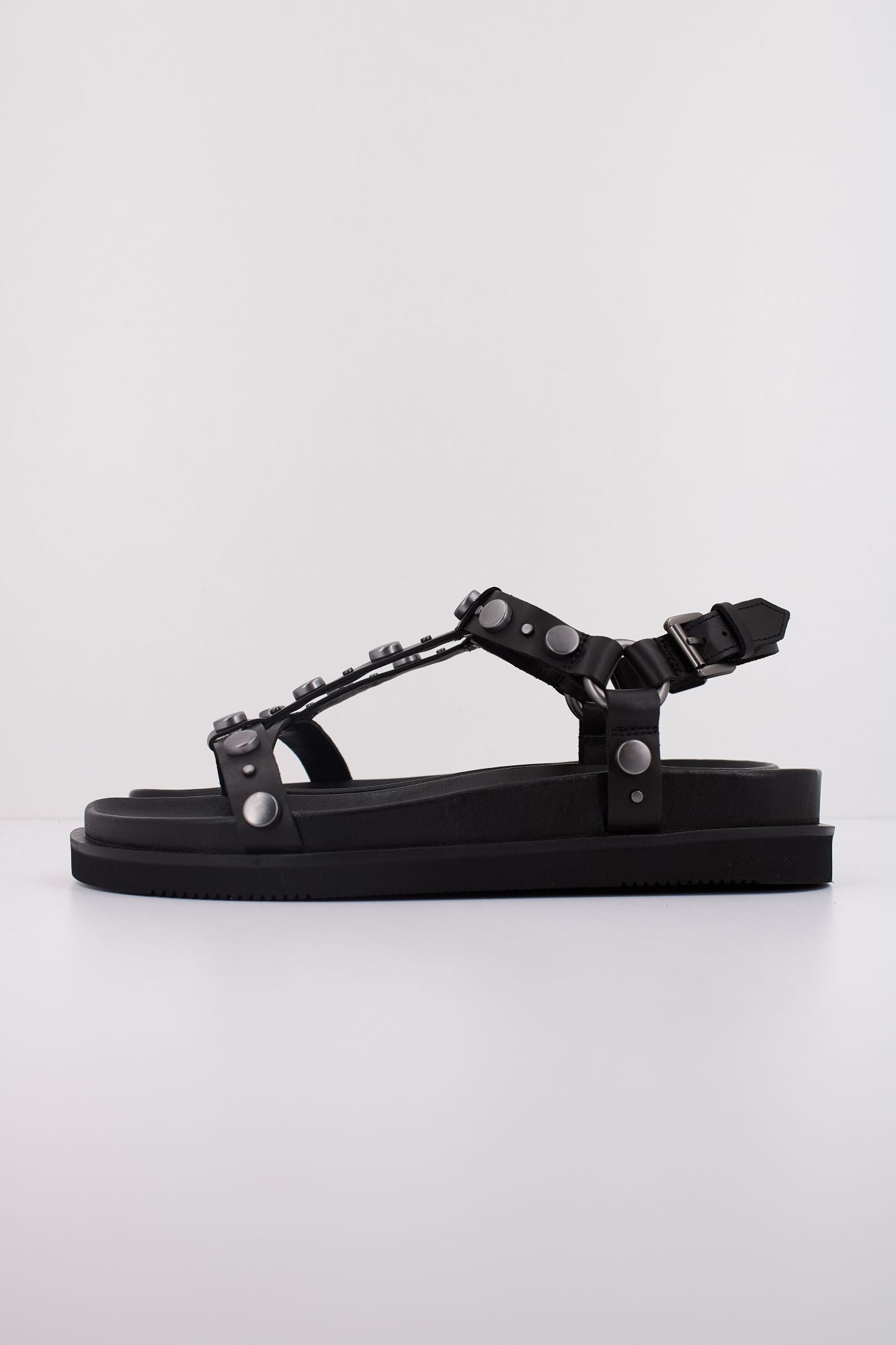 ASH UGOA en color NEGRO (1)