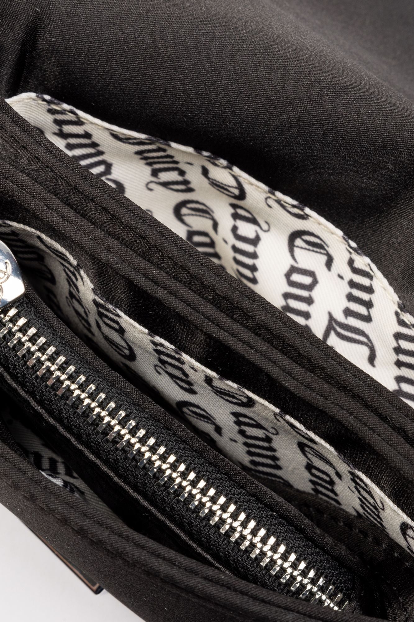 JUICY COUTURE HAZEL S HOBO en color NEGRO (3)