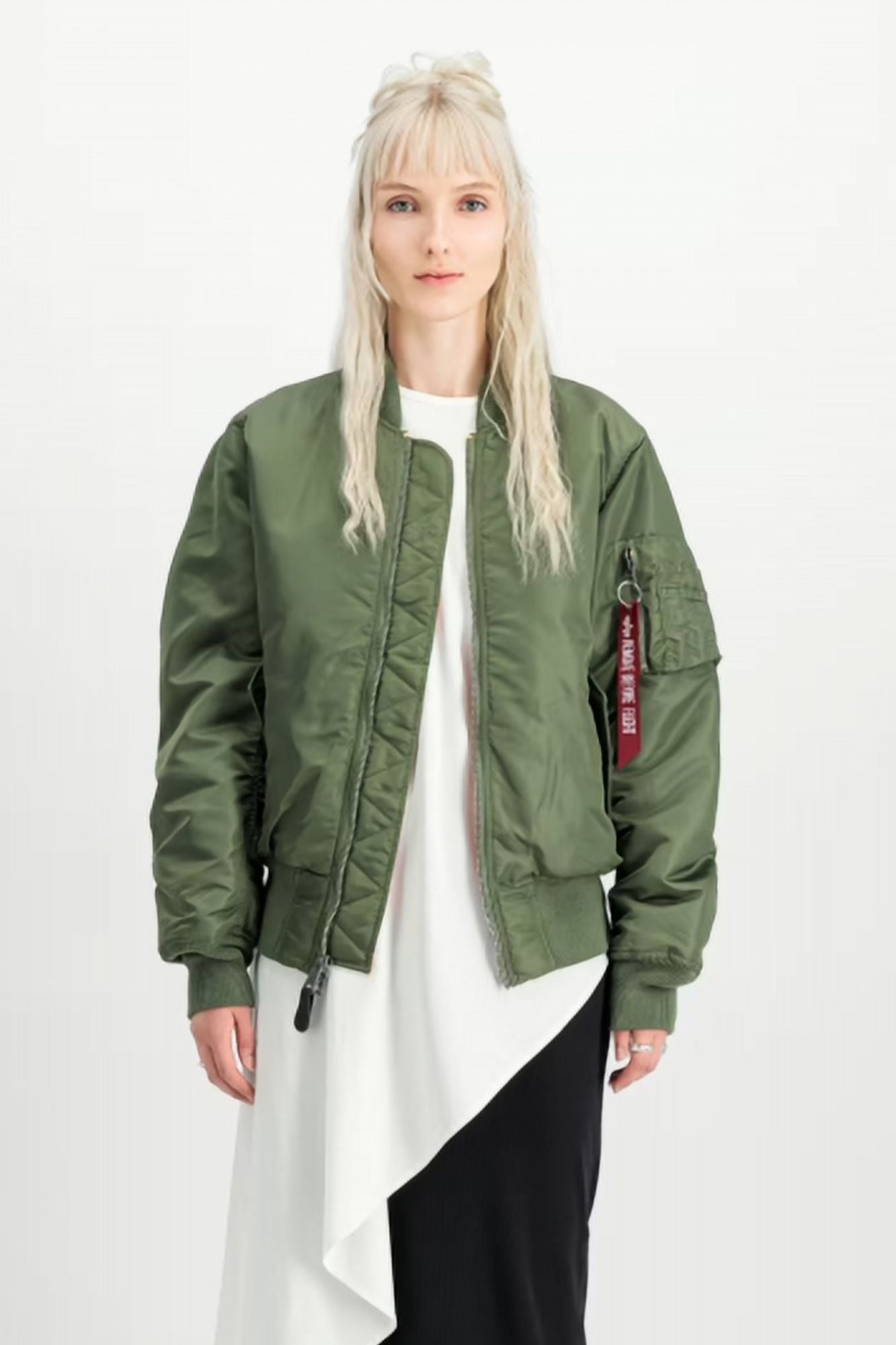 ALPHA INDUSTRIES MA-1 (HERITAGE) en color VERDE (1)