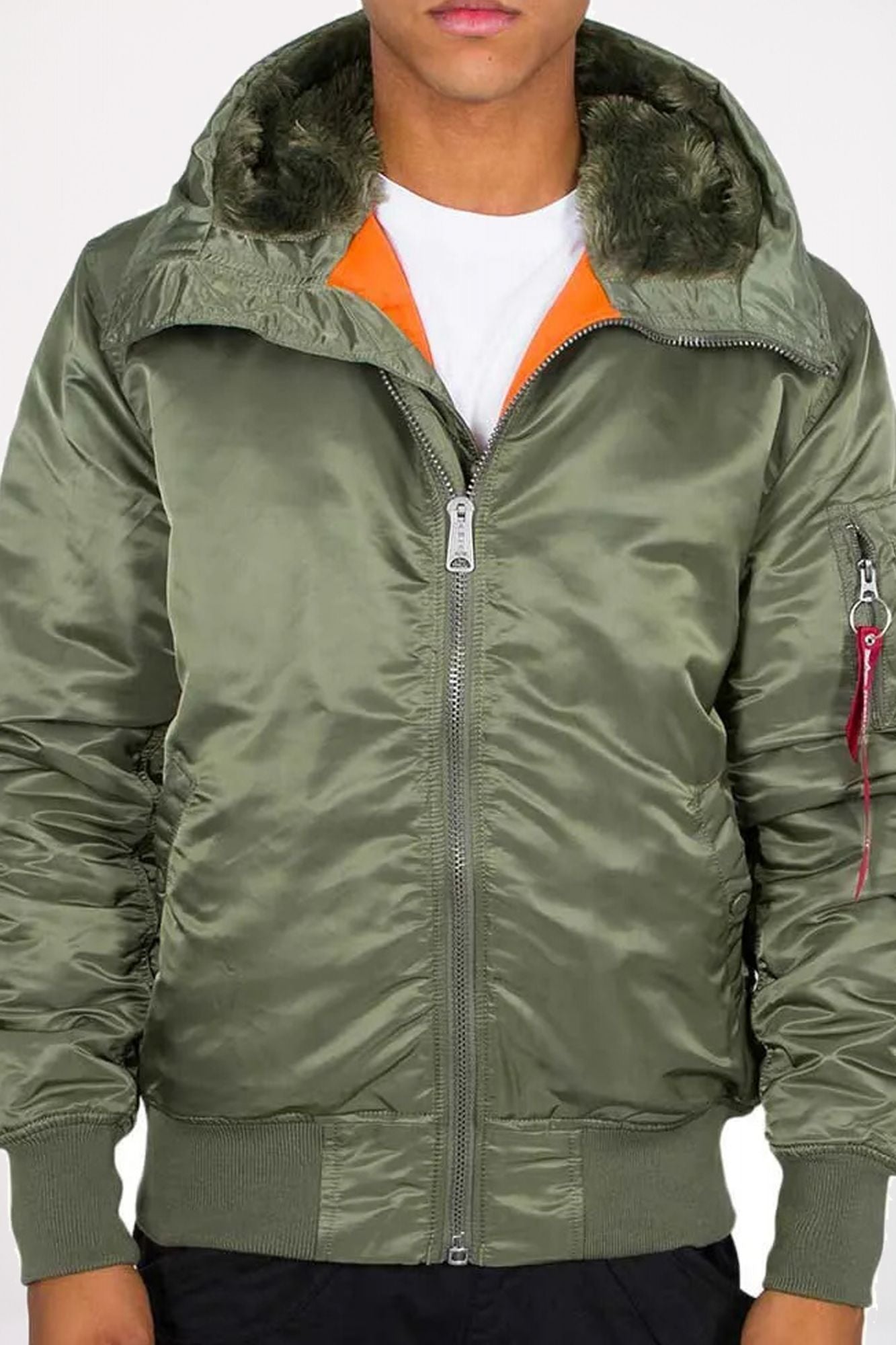 ALPHA INDUSTRIES MA-1 HOODED en color VERDE (1)