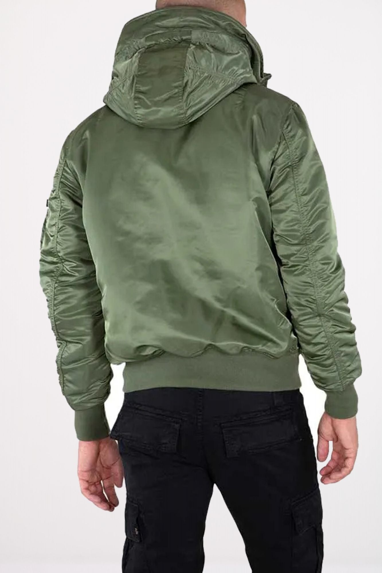 ALPHA INDUSTRIES MA-1 HOODED en color VERDE (3)