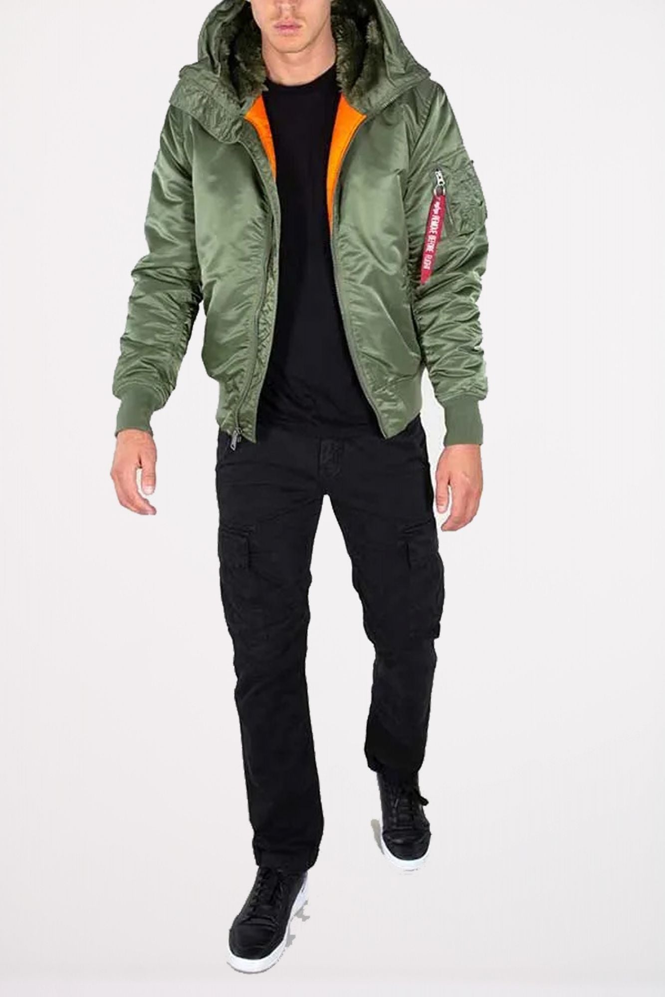 ALPHA INDUSTRIES MA-1 HOODED en color VERDE (4)