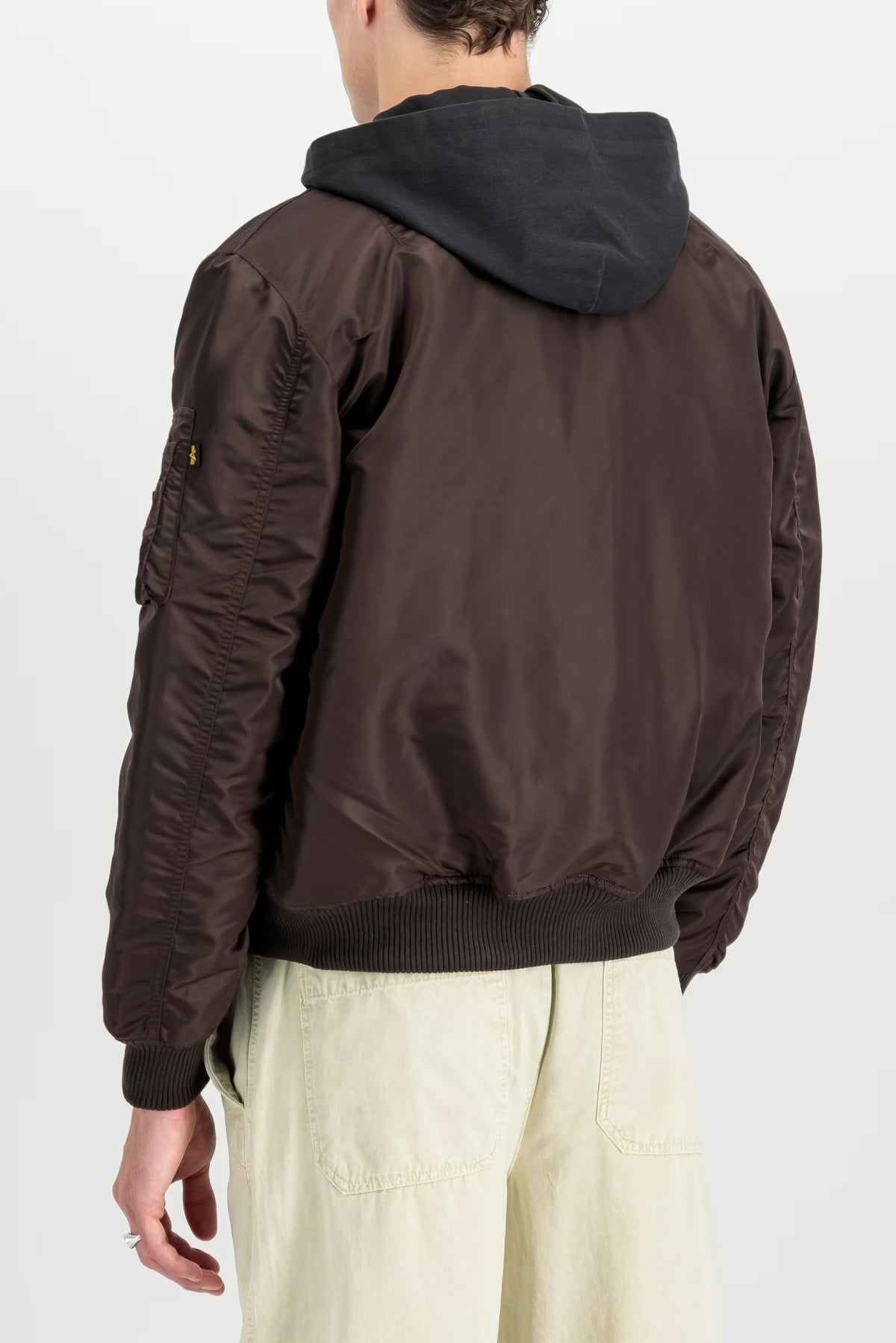 ALPHA INDUSTRIES THE MA-1 VF 59 BOMBER JACKET en color MARRON (3)