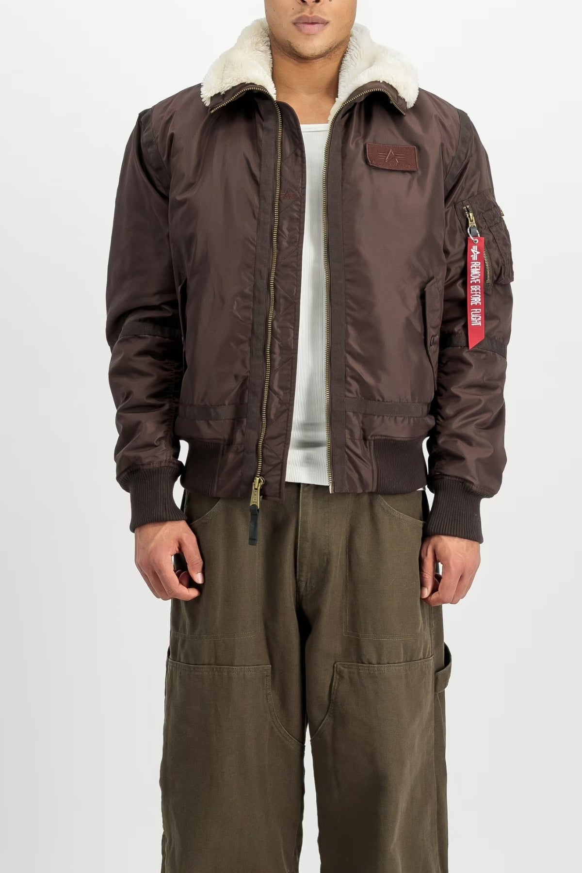 ALPHA INDUSTRIES THE B-15 III TT BOMBER JACKET en color MARRON (1)