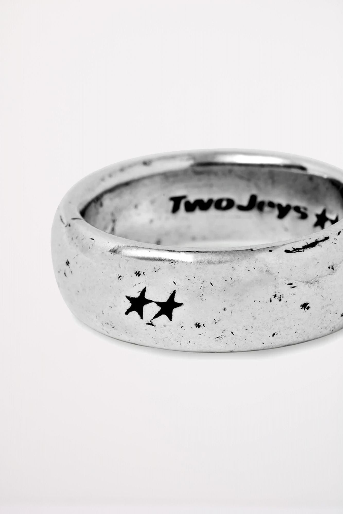 TWOJEYS SIGNATURE RING en color PLATA (3)