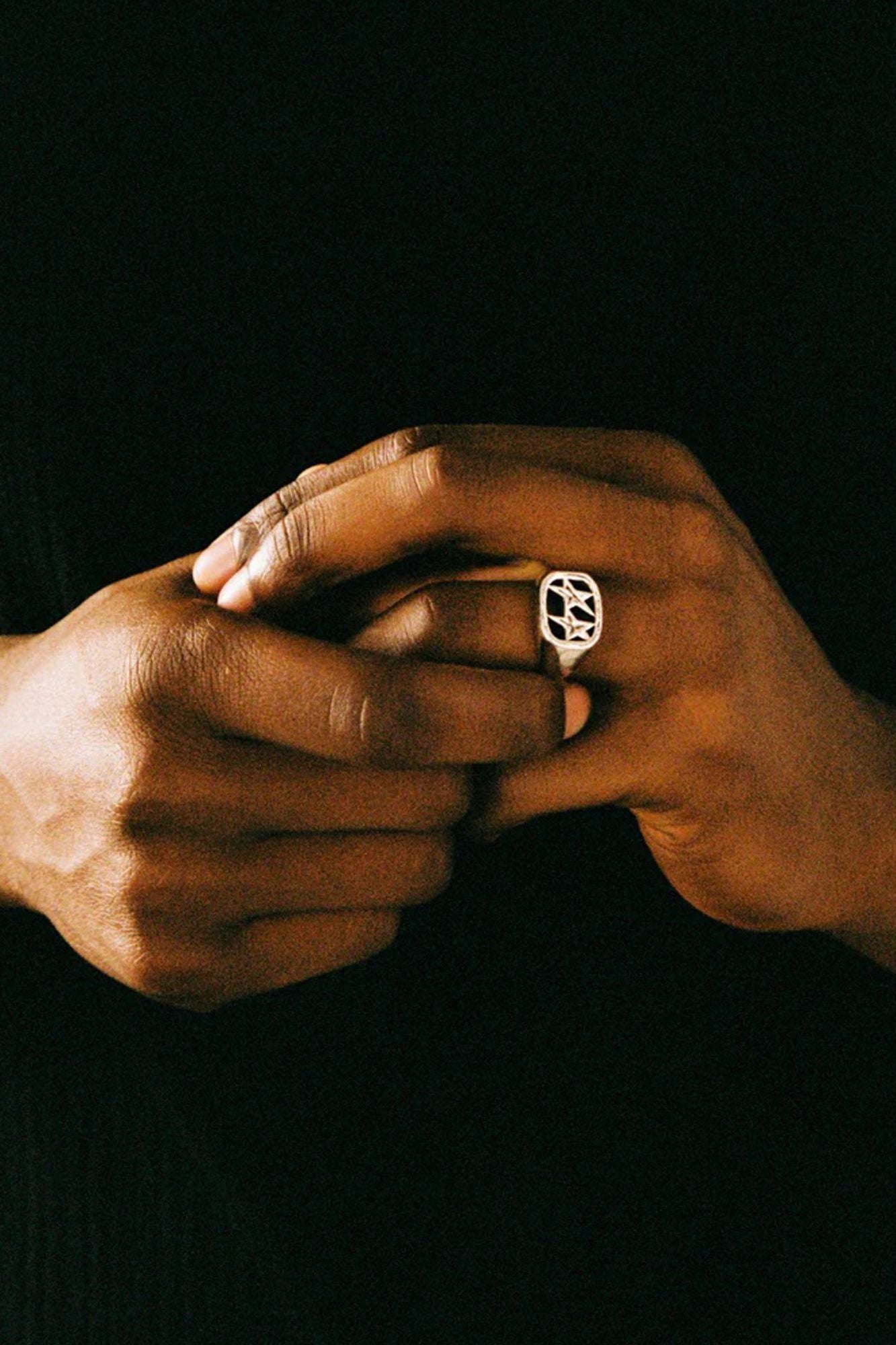 TWOJEYS FRAMED RING en color PLATA (2)