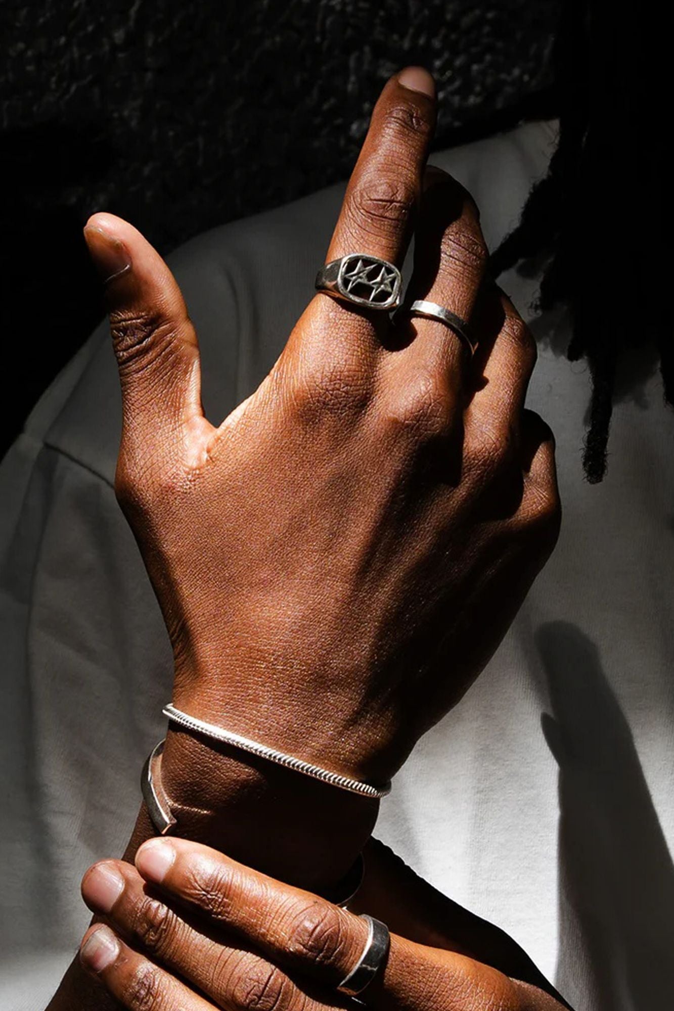 TWOJEYS FRAMED RING en color PLATA (3)