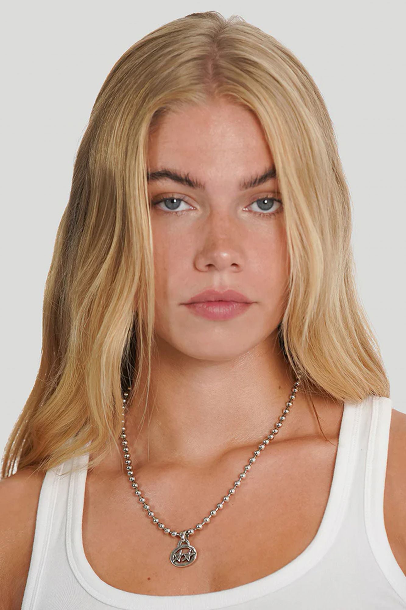 TWOJEYS ICON BALL NECKLACE en color PLATA (3)