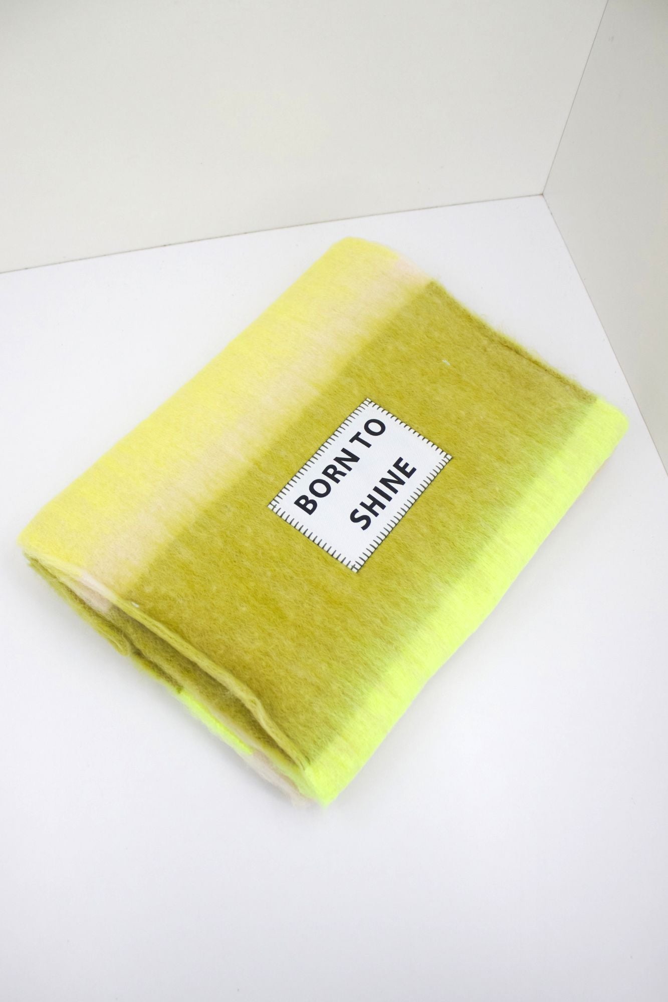 VERB TO DO BORN TO SHINE en color VERDE (2)