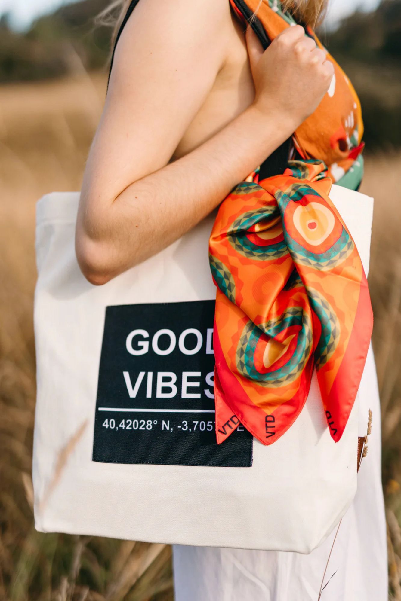 VERB TO DO SUMMER FRUITS en color NARANJA (2)