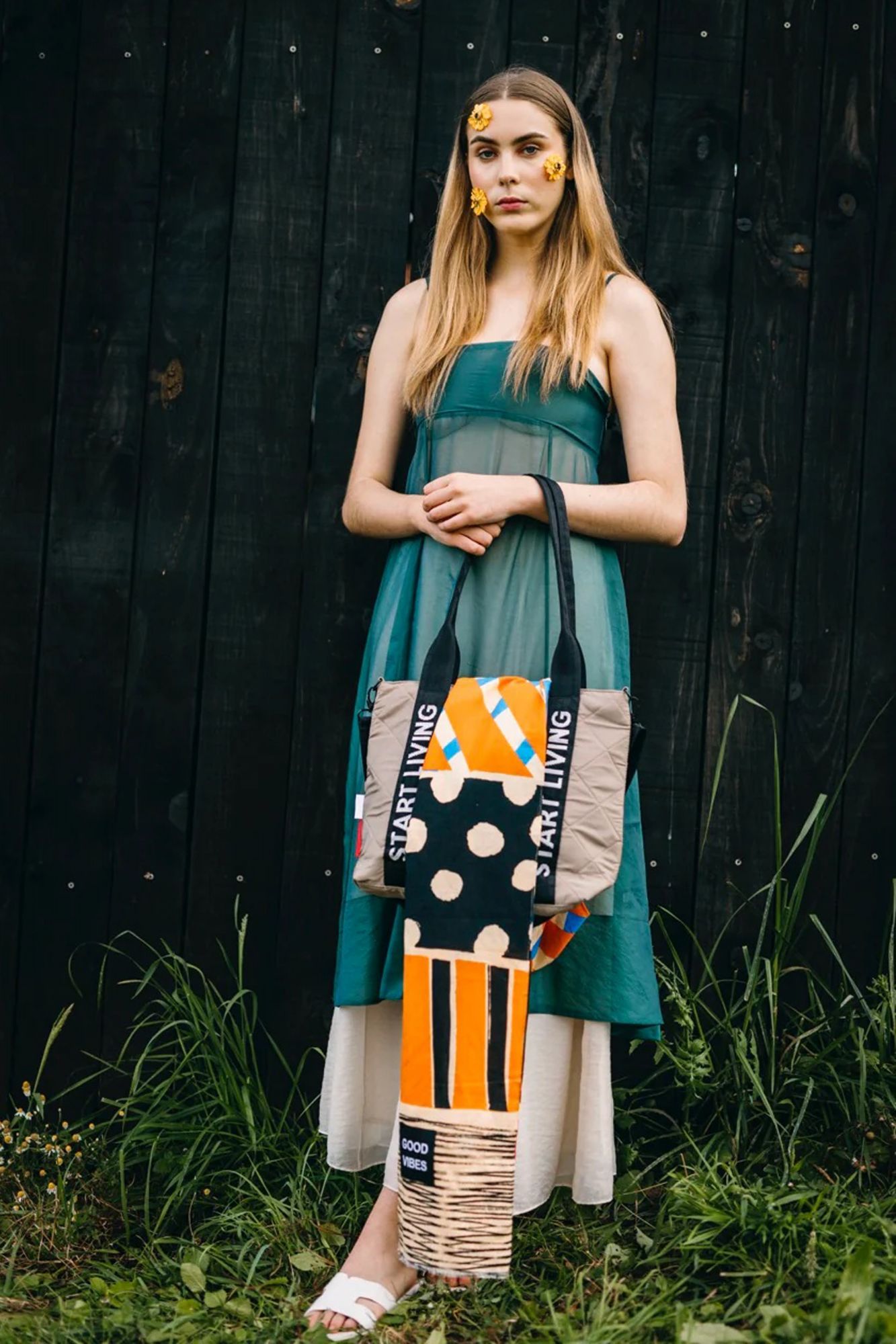 VERB TO DO SUNDAY MOOD en color MULTICOLOR (2)