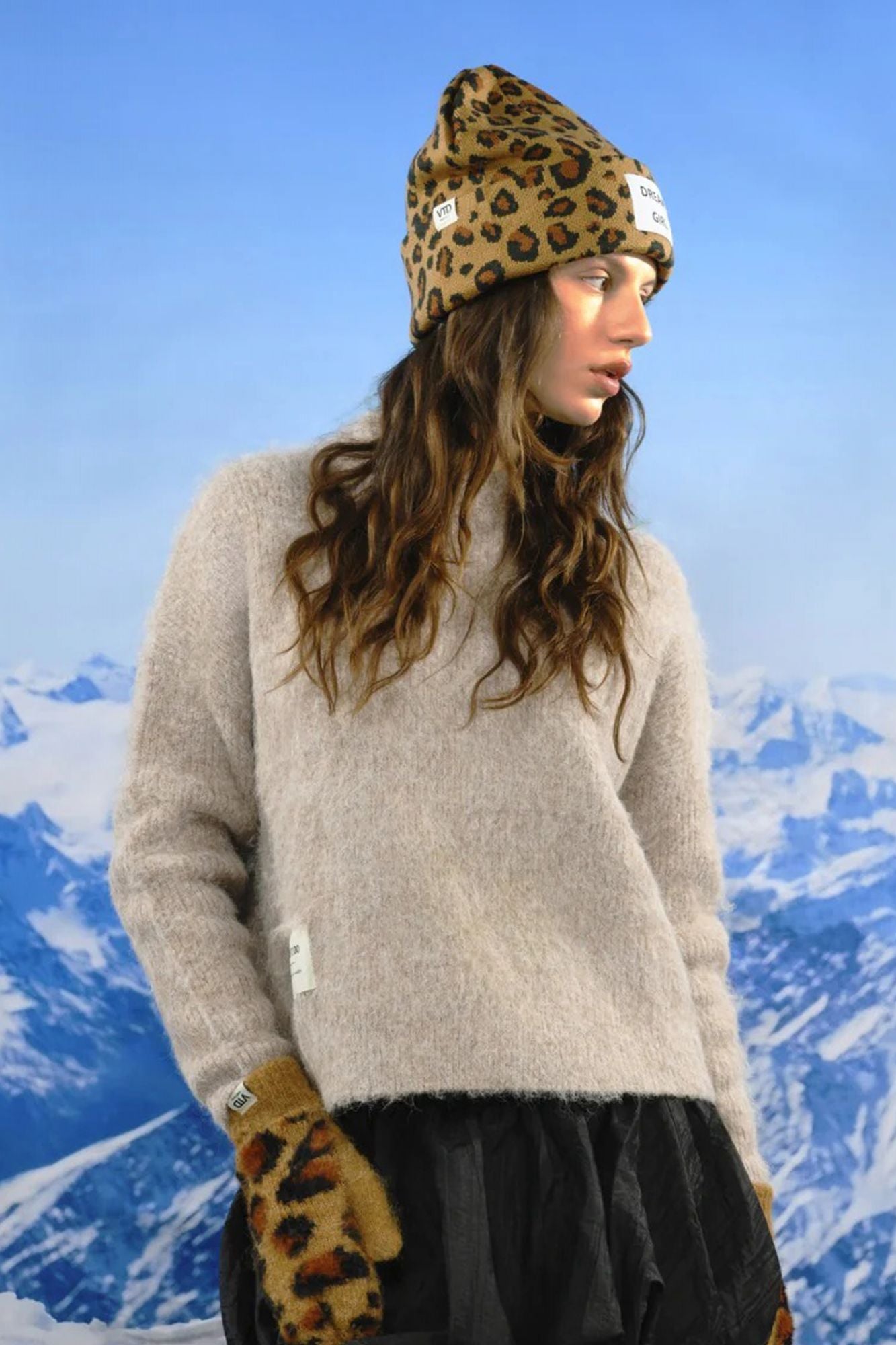 VERB TO DO BOXY KVTD BOXI en color BEIS (1)