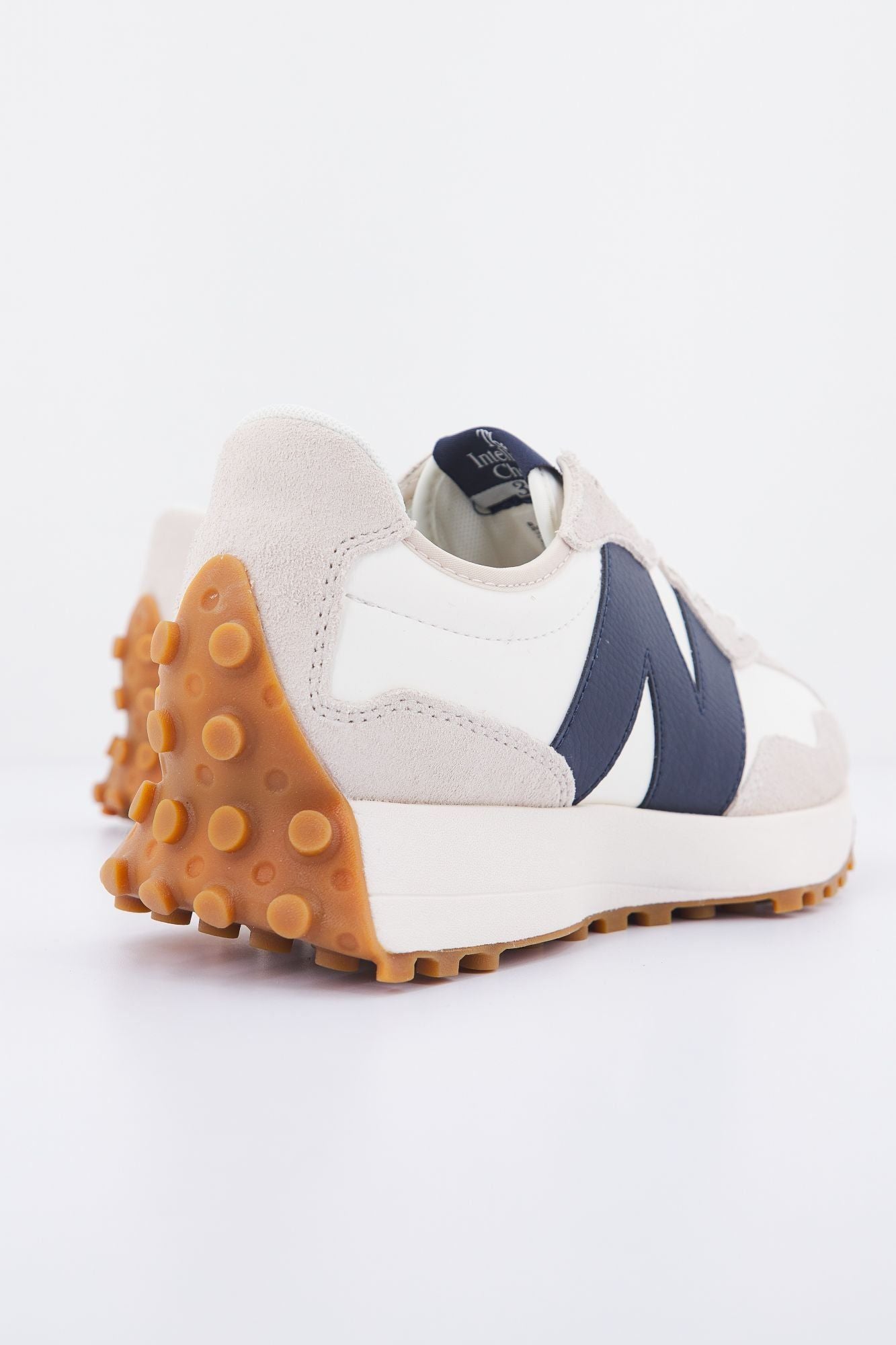NEW BALANCE WS327 KB en color BEIS (3)