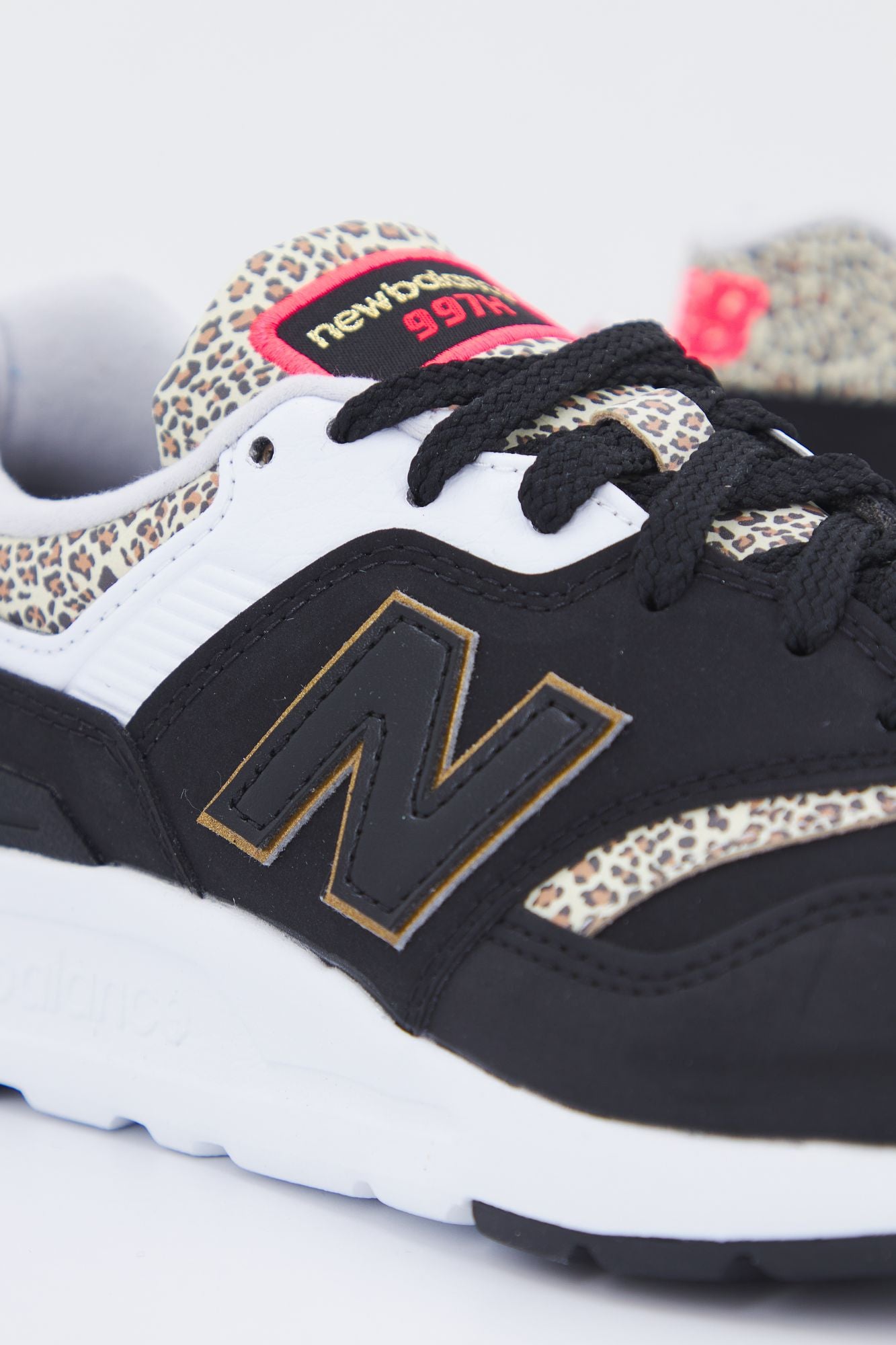 NEW BALANCE CW997 HPY en color NEGRO (4)