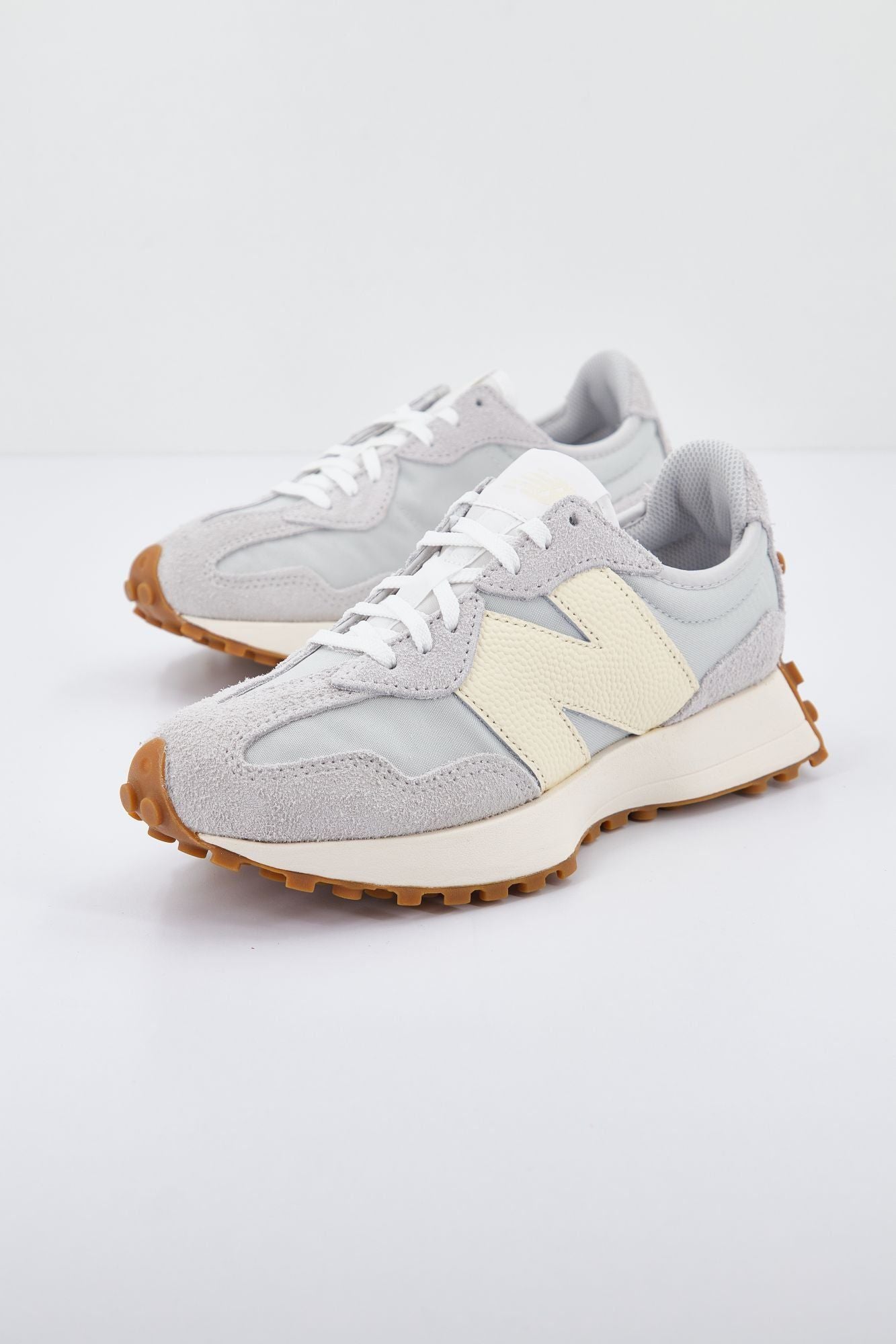 NEW BALANCE WS327 BG en color GRIS (5)