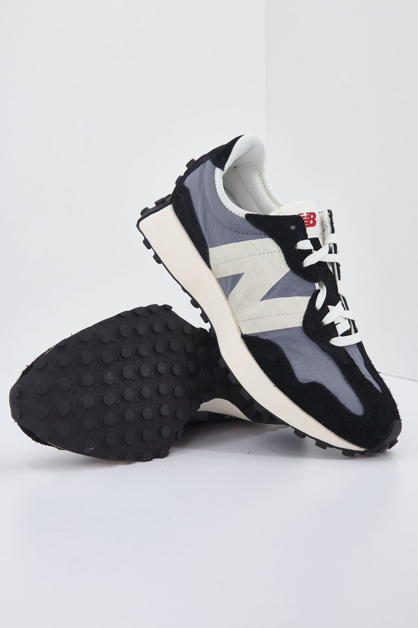 NEW BALANCE MS327 CI en color GRIS (4)
