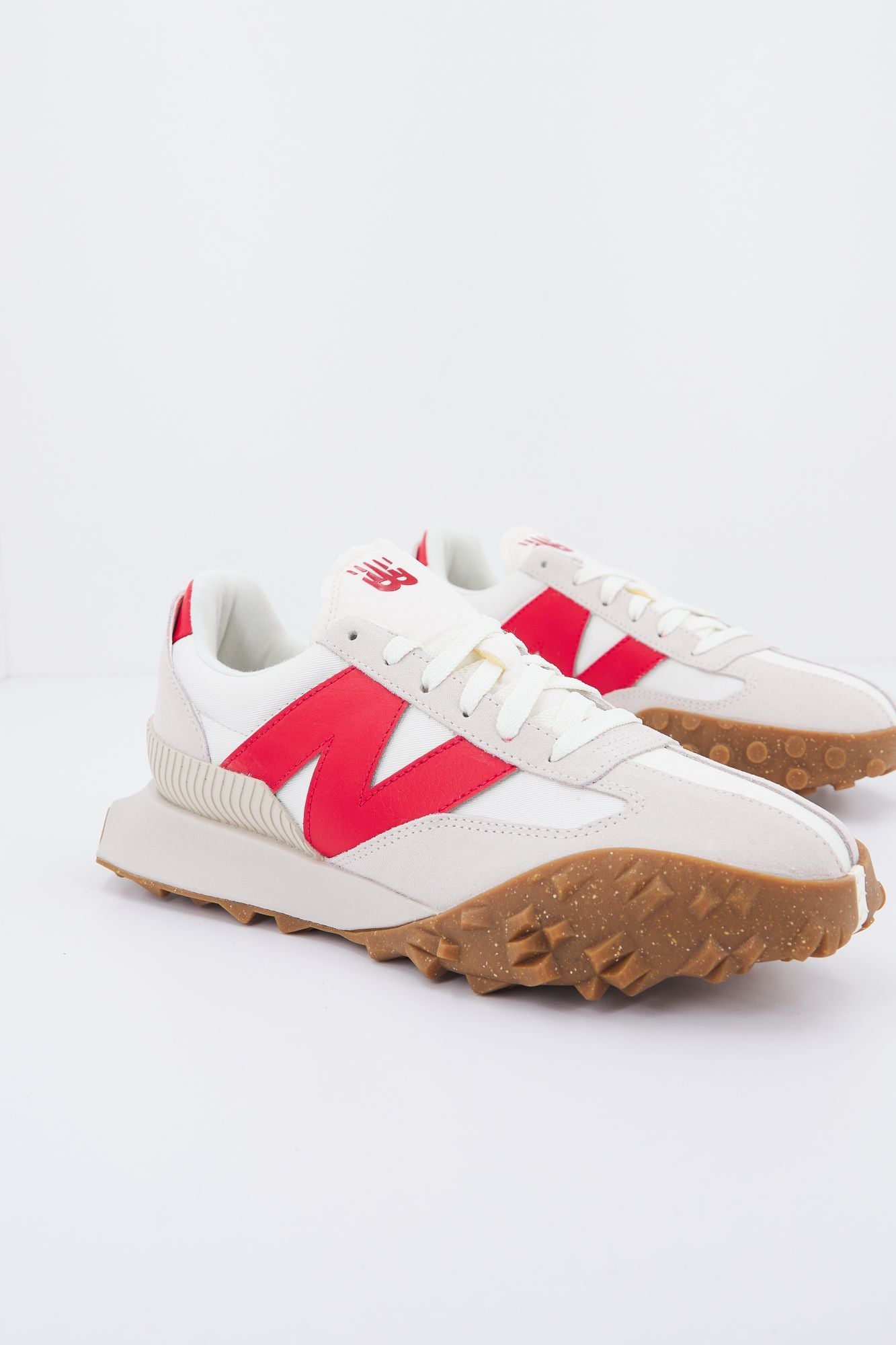 NEW BALANCE UXC72 VB en color BLANCO (1)