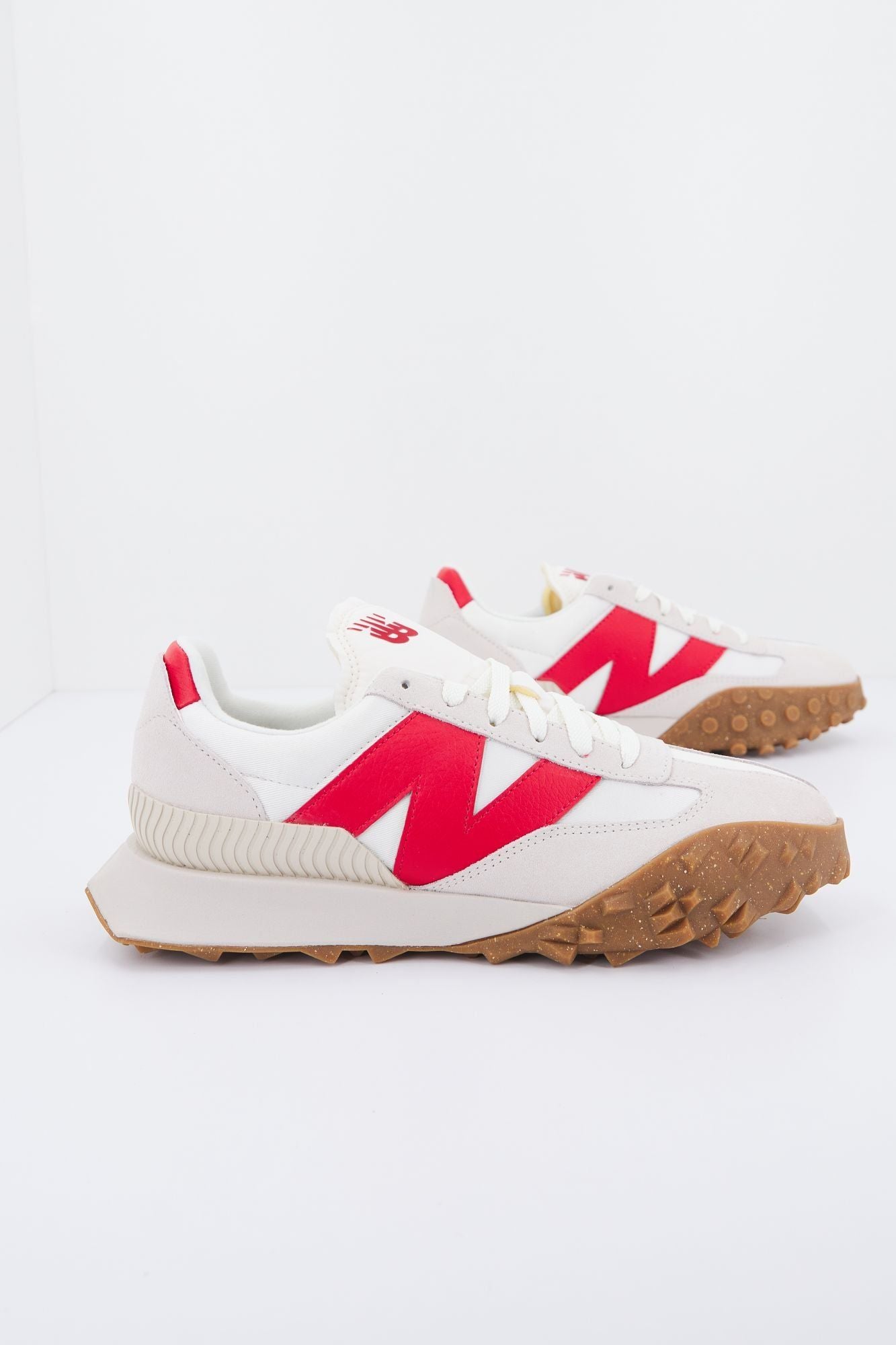 NEW BALANCE UXC72 VB en color BLANCO (2)