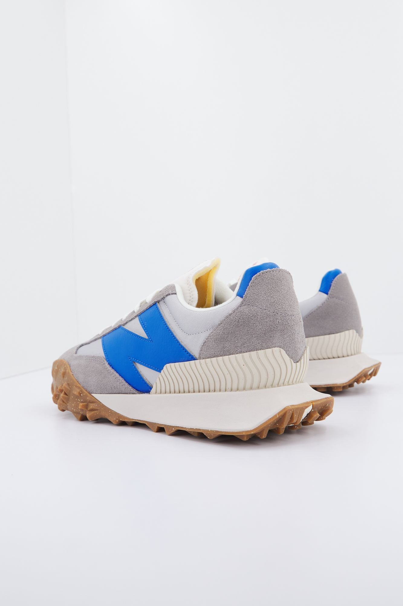 NEW BALANCE UXC72 VD en color GRIS (3)