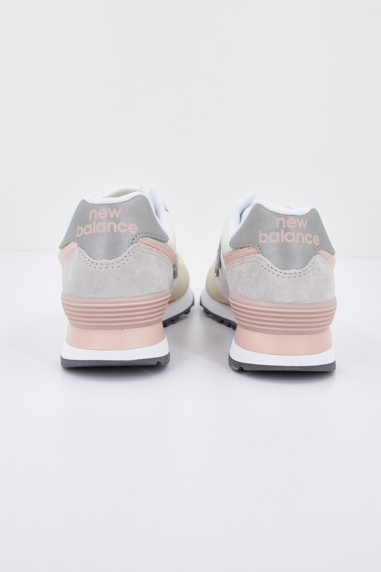 NEW BALANCE WL574 RU2 en color BEIS (3)