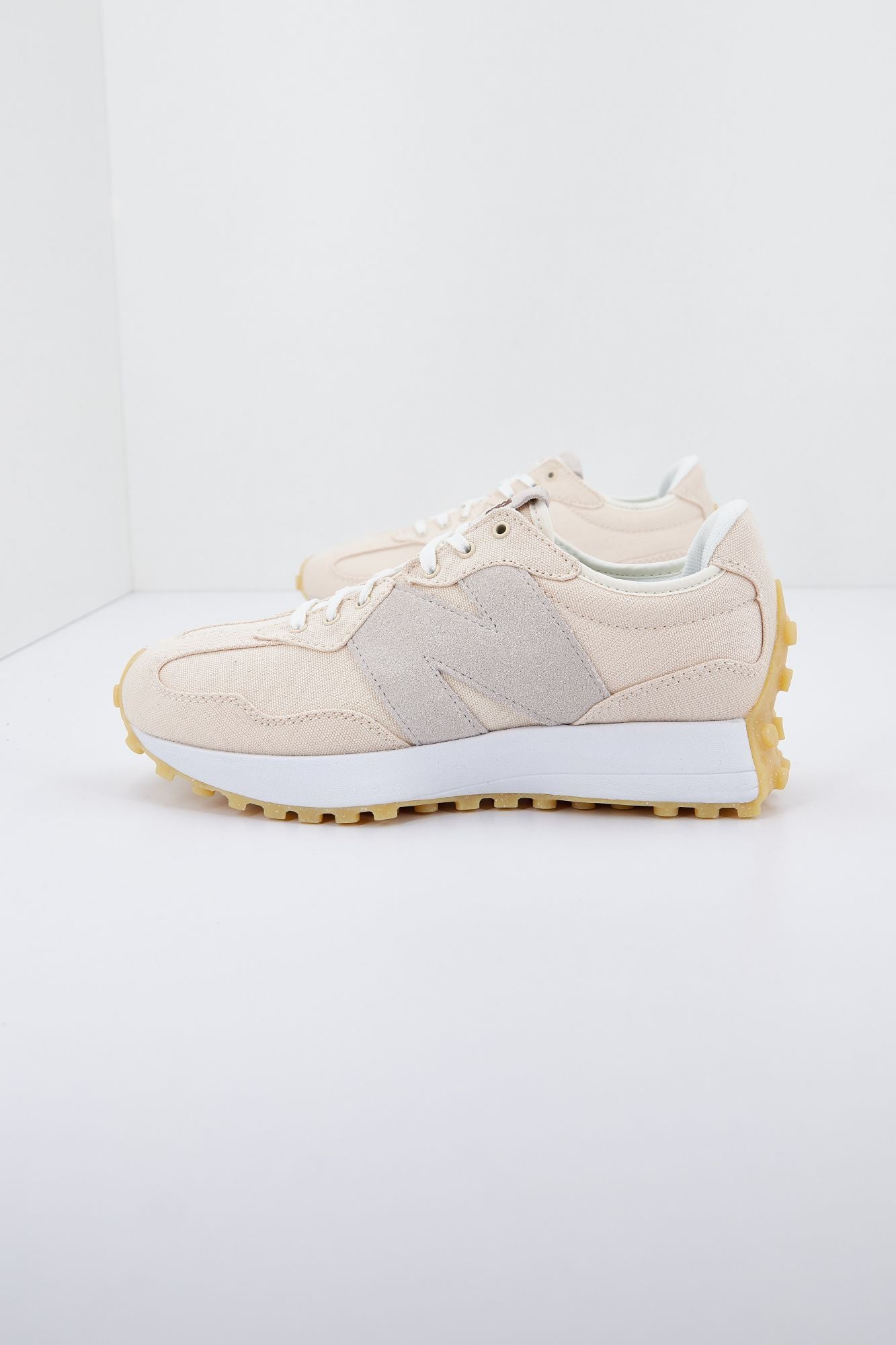 NEW BALANCE WS327 US en color NUDE (2)