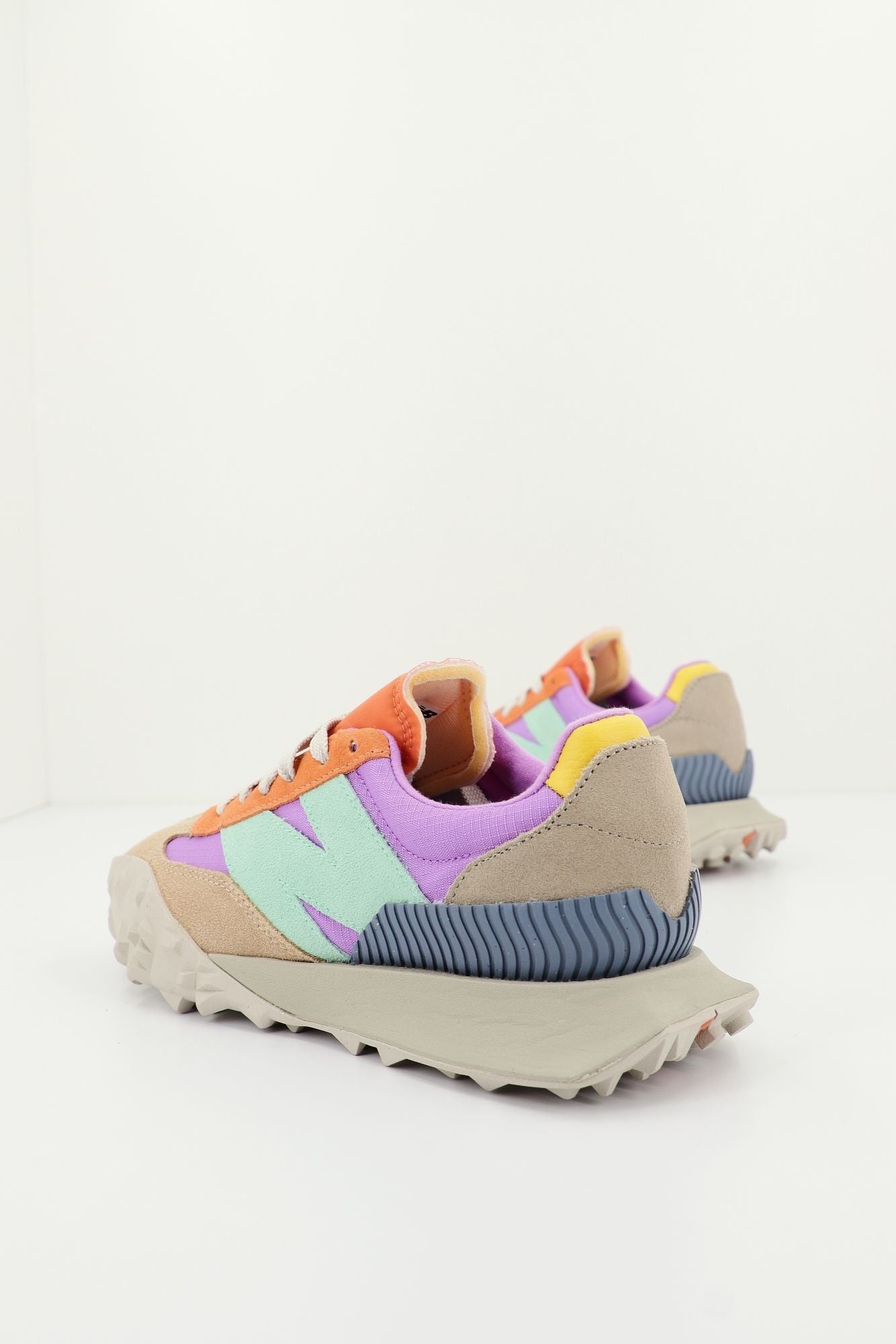 NEW BALANCE CB LIFESTYLE en color MULTICOLOR (3)