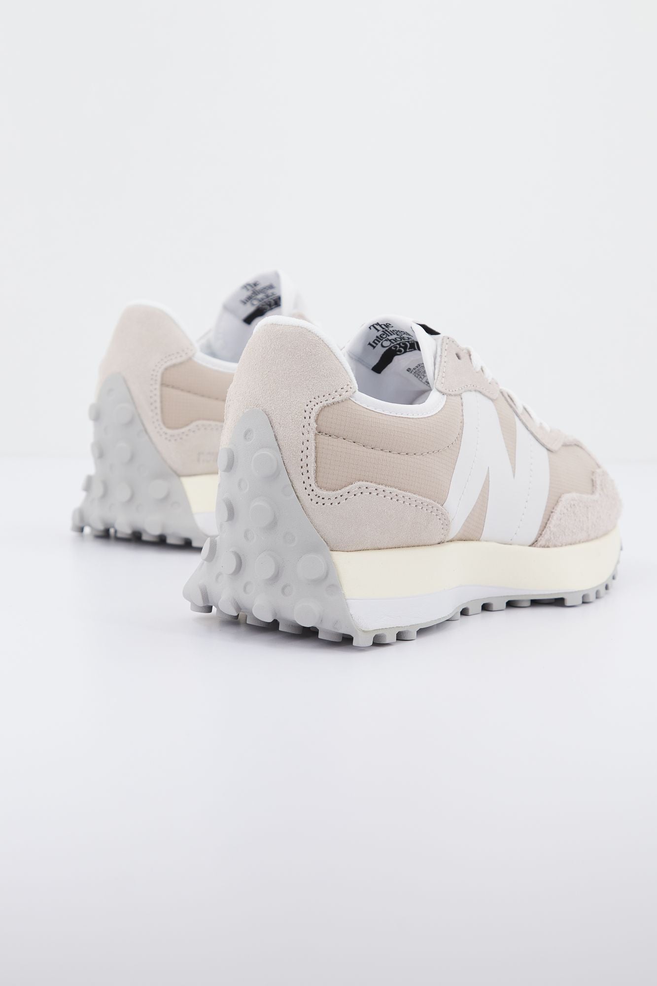 NEW BALANCE WS327 EC en color MARRON CLARO (3)