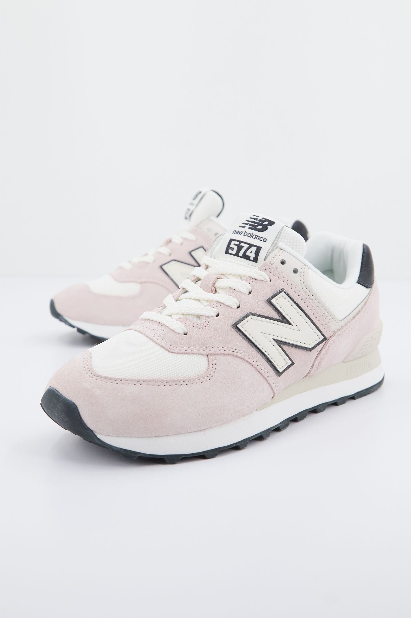 NEW BALANCE WL574 PB en color ROSA (1)