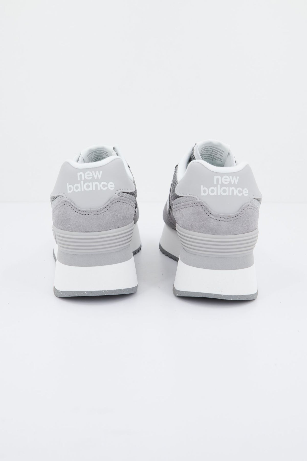 NEW BALANCE WL574 ZSD en color GRIS (3)