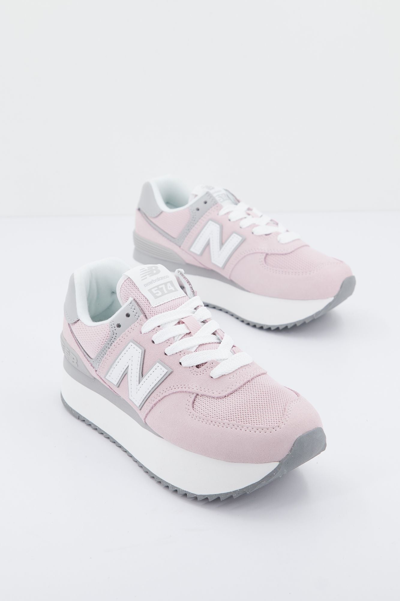 NEW BALANCE WL574 ZSE en color ROSA (1)