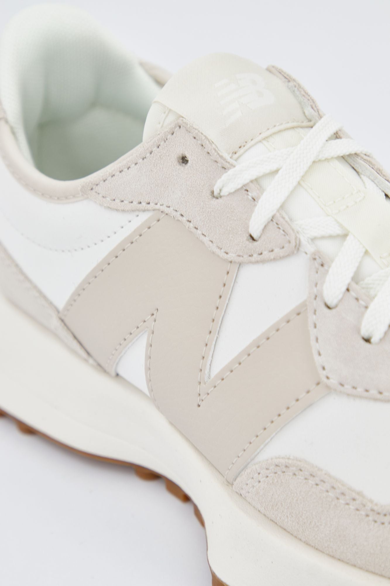 NEW BALANCE AN LIFESTYLE en color BEIS (4)