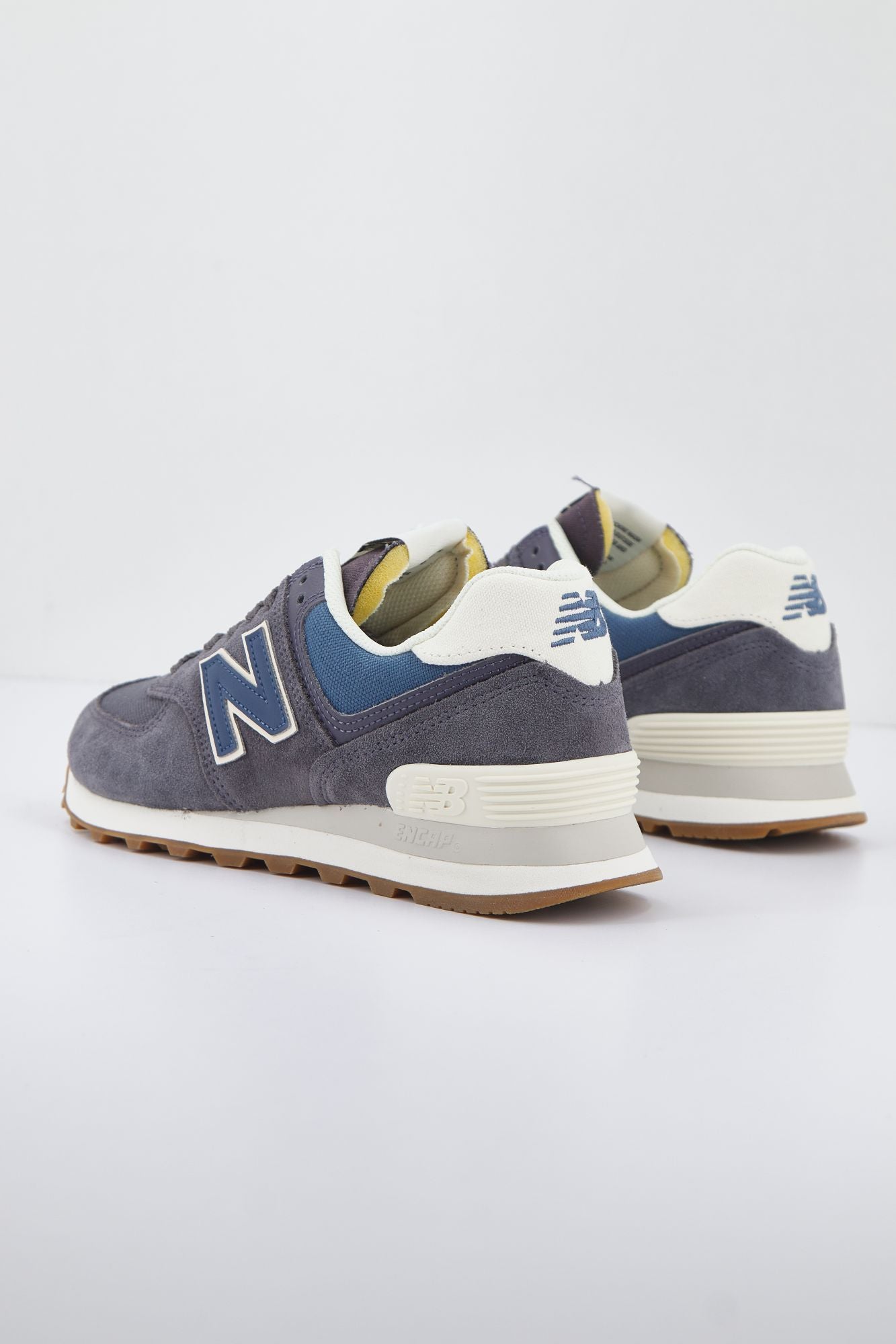 NEW BALANCE WL574 NG2 en color GRIS (2)