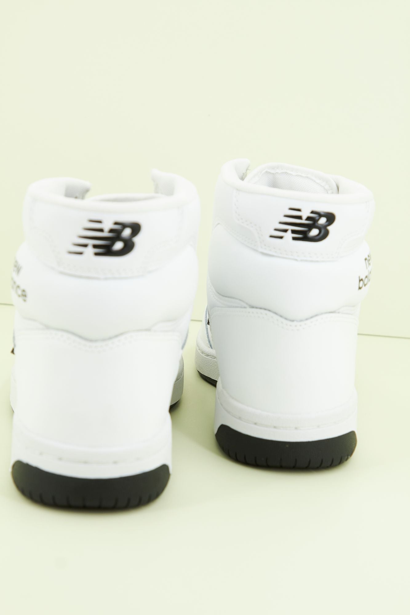 NEW BALANCE BB480 COA en color BLANCO (3)