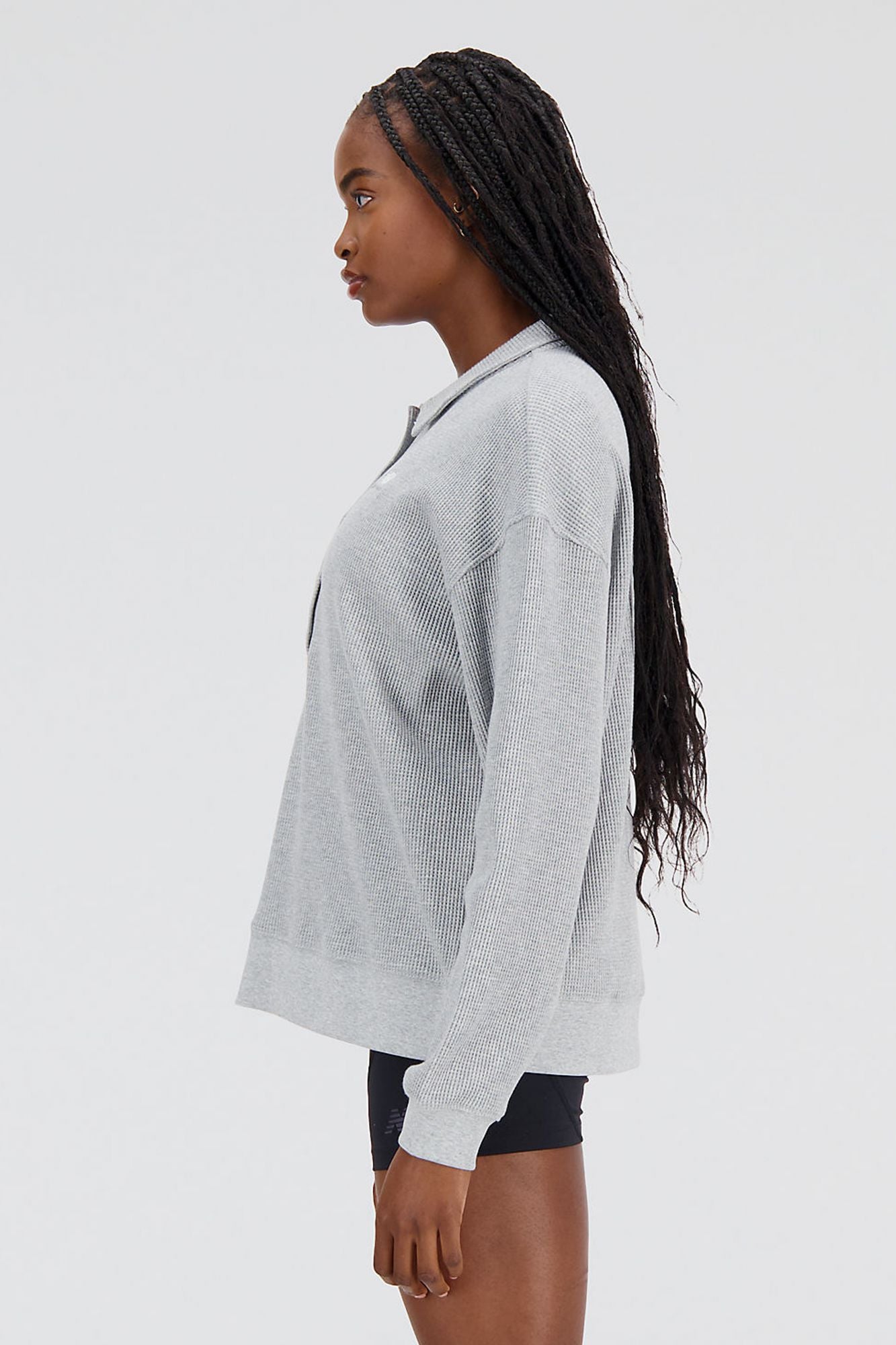 NEW BALANCE ATHLETICS COLLARED LONG SLEEVE SHIRT en color GRIS (3)